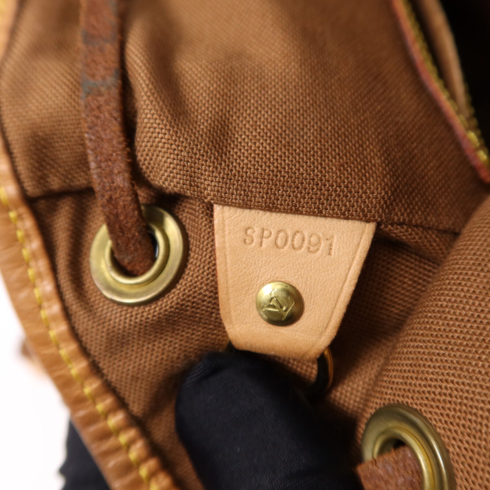 LOUIS VUITTON Monogram Montsouris MM Backpack金扣背包