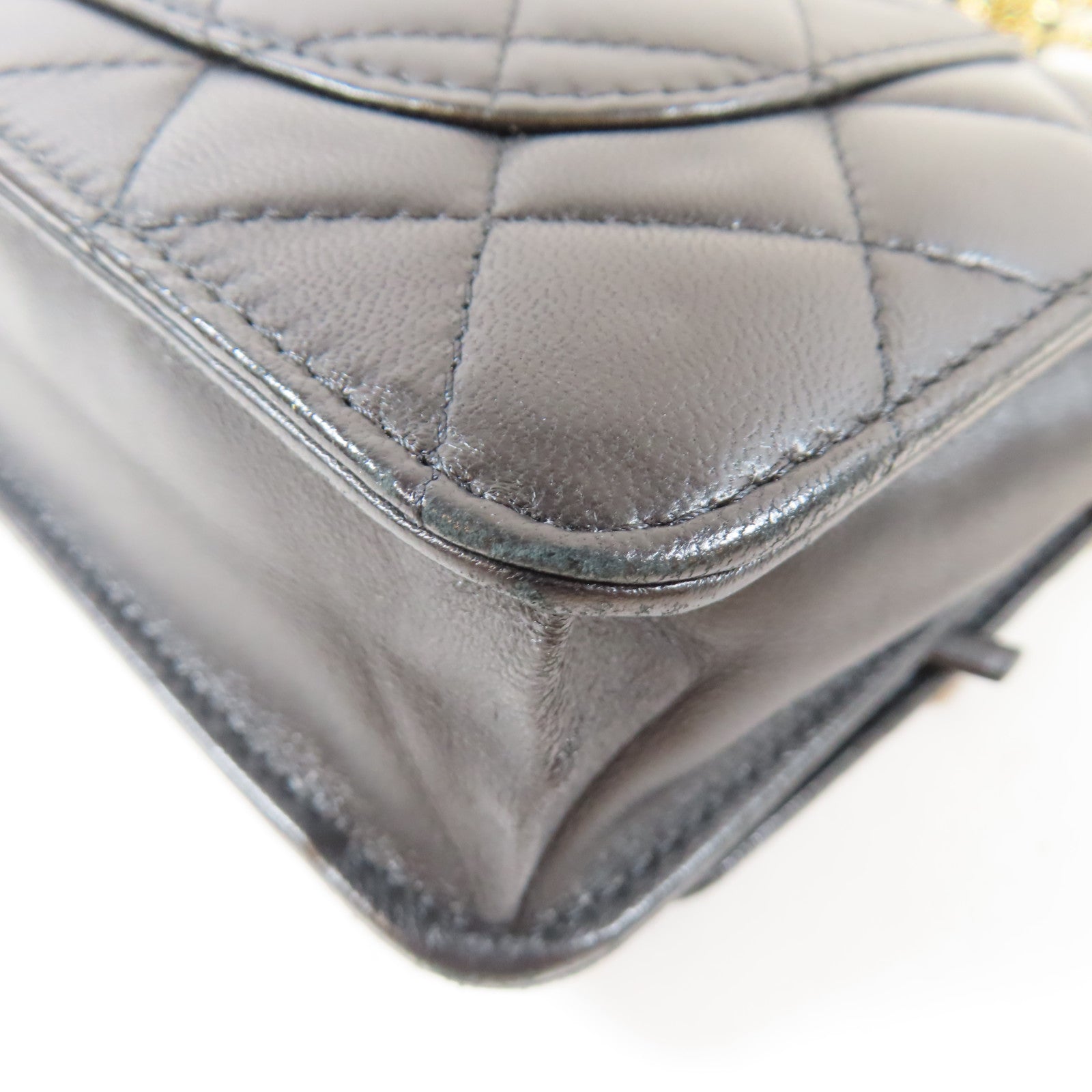 CHANEL 【激減優惠】菱格羊皮皮革WOC Wallet On Chain銀扣鏈帶肩背袋黑色