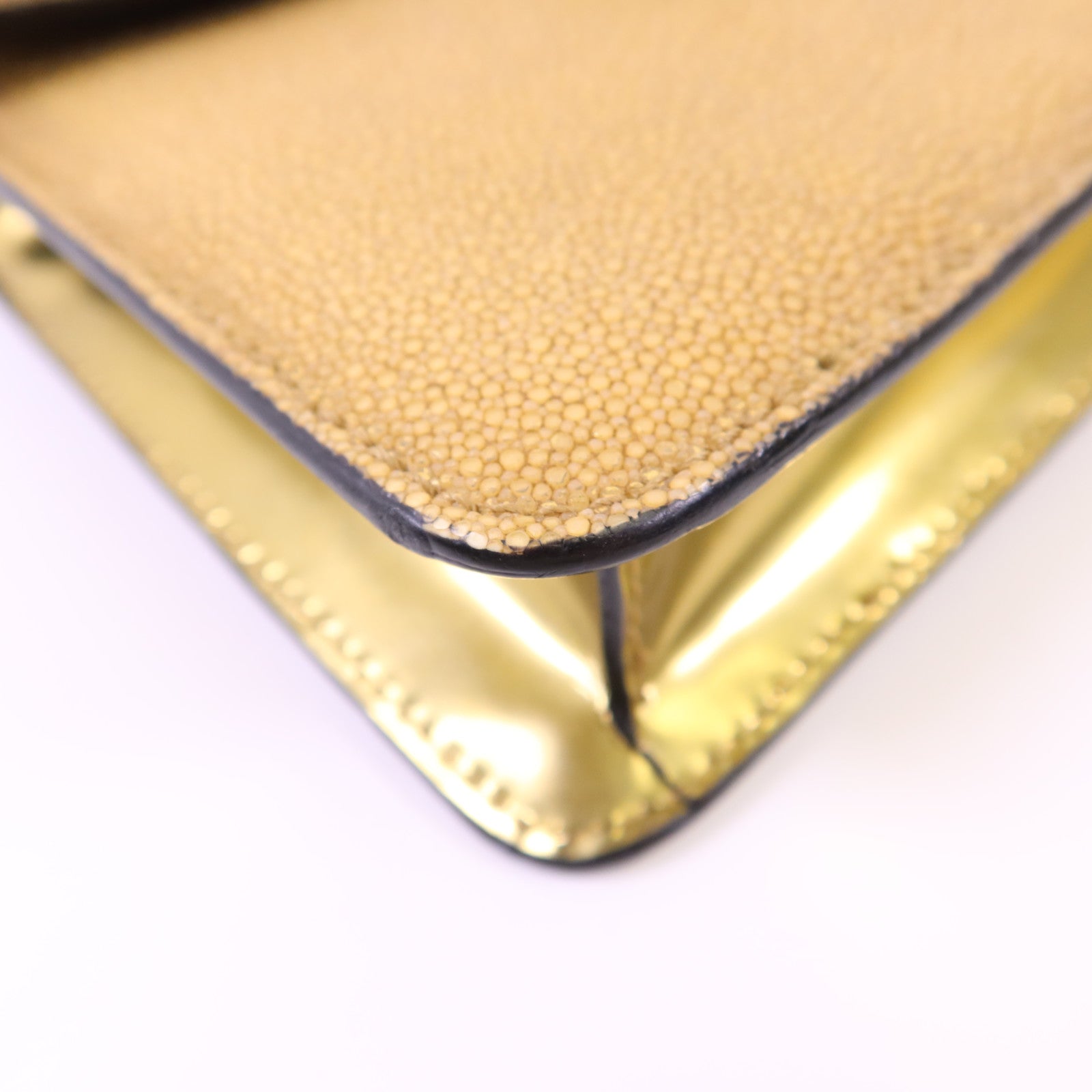 BVLGARI 魔鬼魚皮革Serpenti Forever金扣鏈帶肩背袋