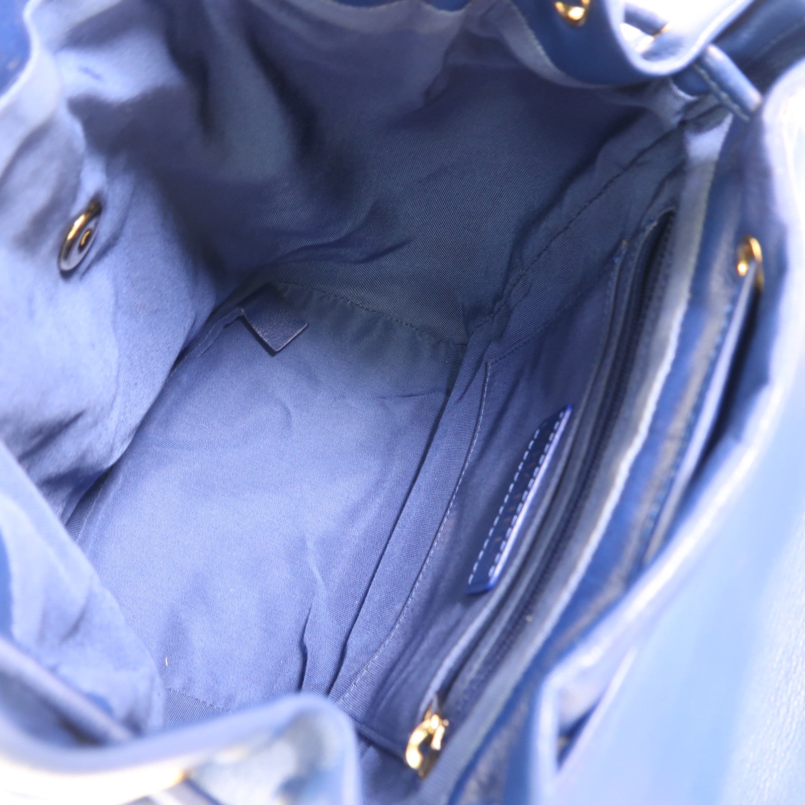 CHANEL 羊皮皮革Urban Spirit Backpack金扣背包