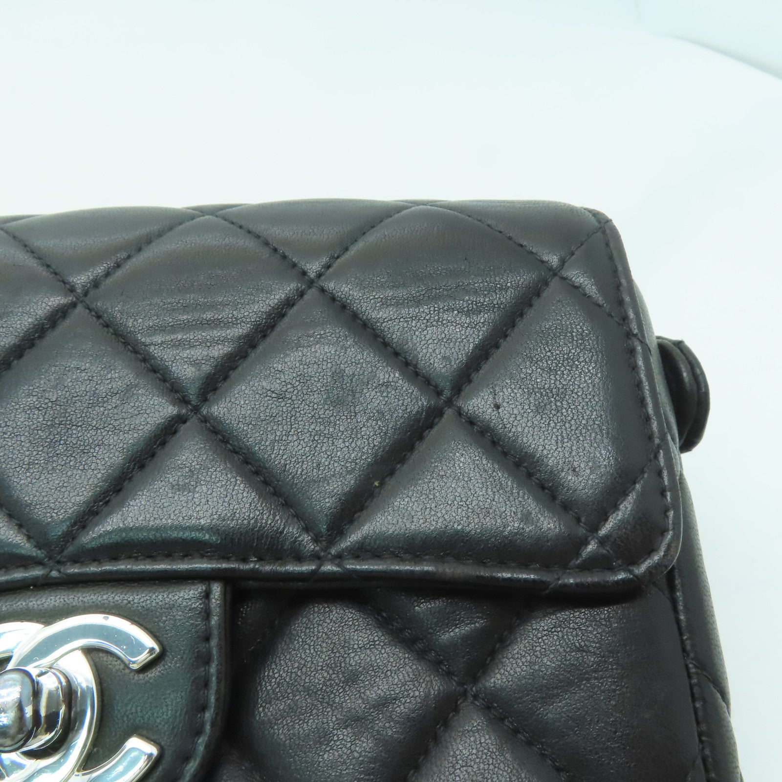 CHANEL 菱格羊皮皮革Handbag銀扣手挽袋黑色