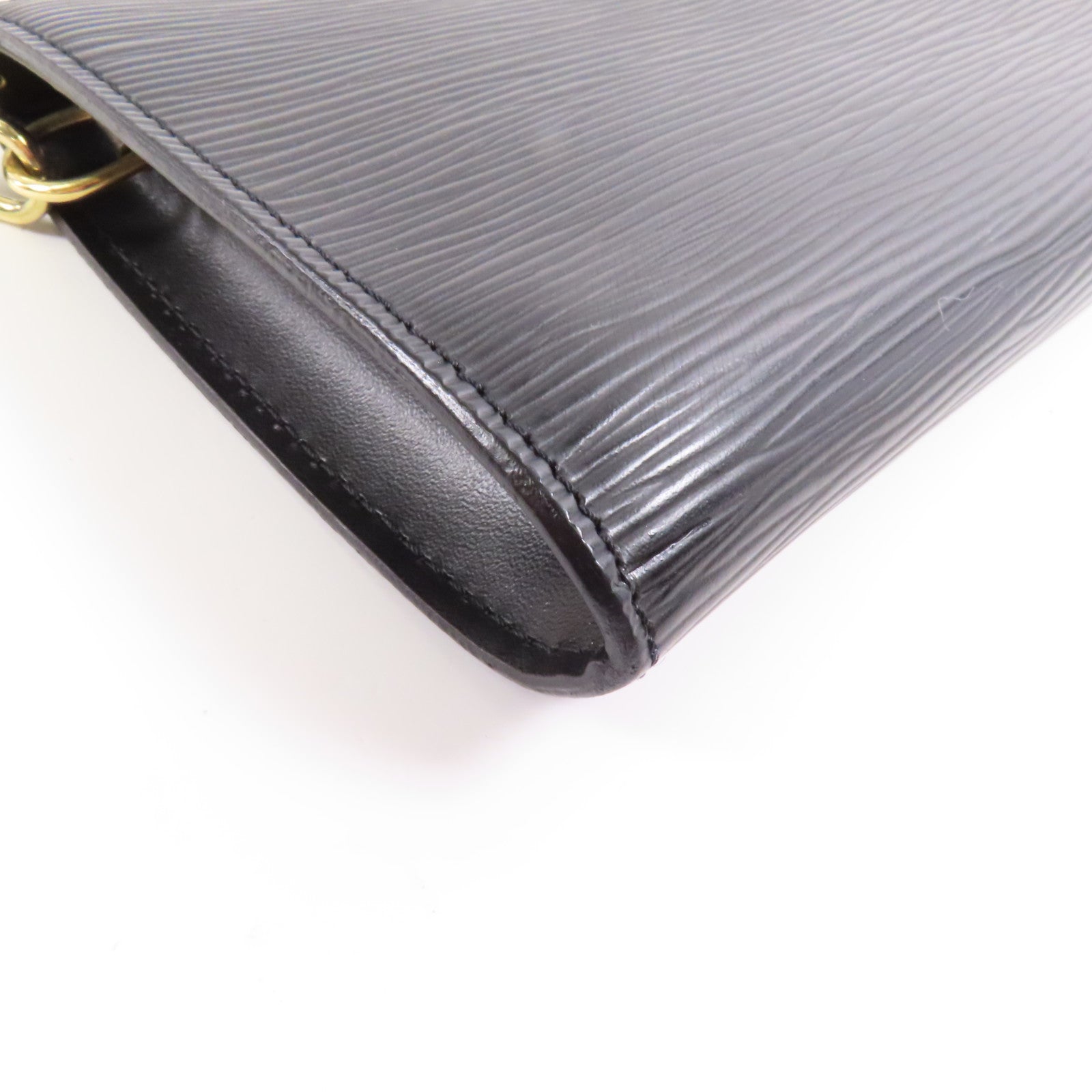 LOUIS VUITTON Epi Pochette Accessoires金扣手挽袋