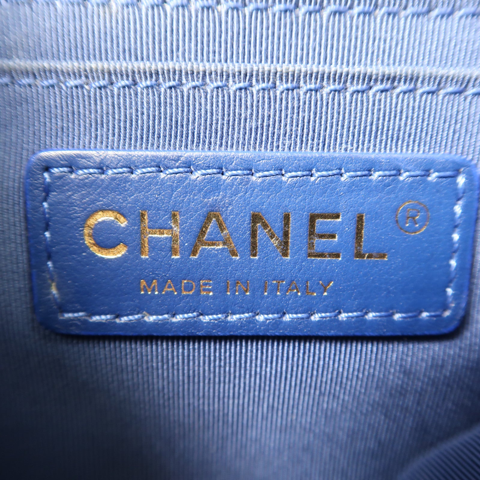 CHANEL 羊皮皮革Urban Spirit Backpack金扣背包