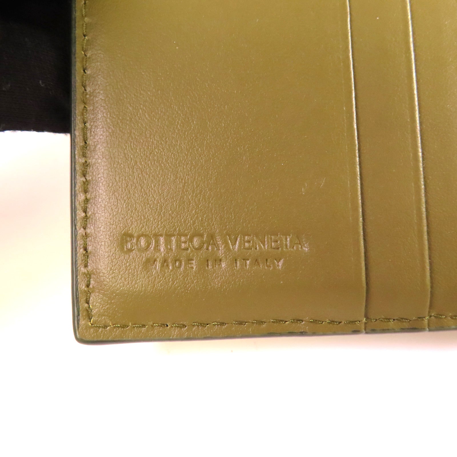 BOTTEGA VENETA 織紋皮革Short Wallet短錢包黑色/軍綠色