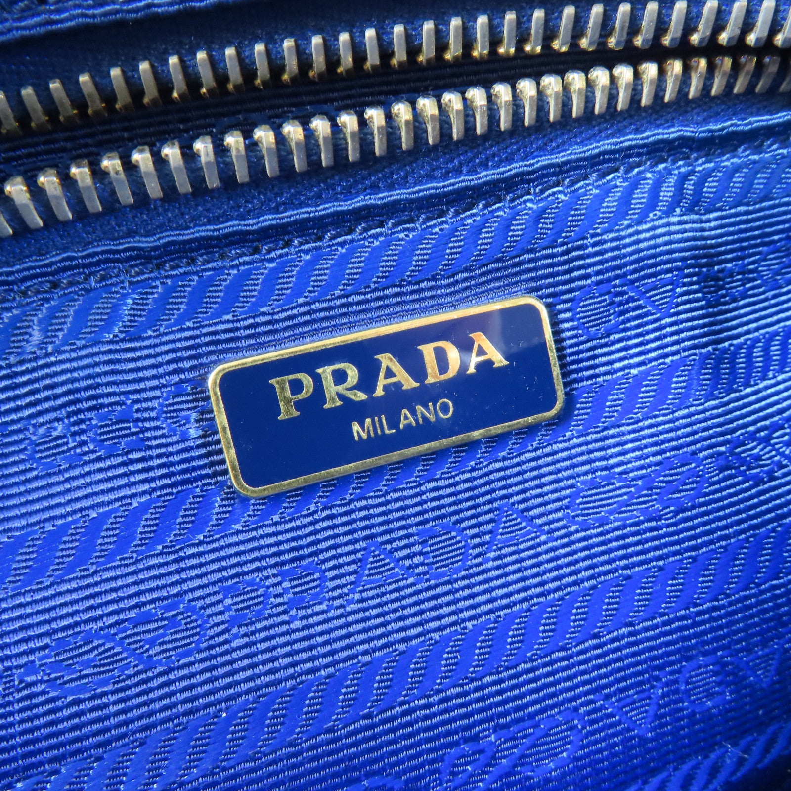PRADA 【激減優惠】尼龍/皮革Tessuto Saffian Crossbody Pouch金扣肩背袋藍色