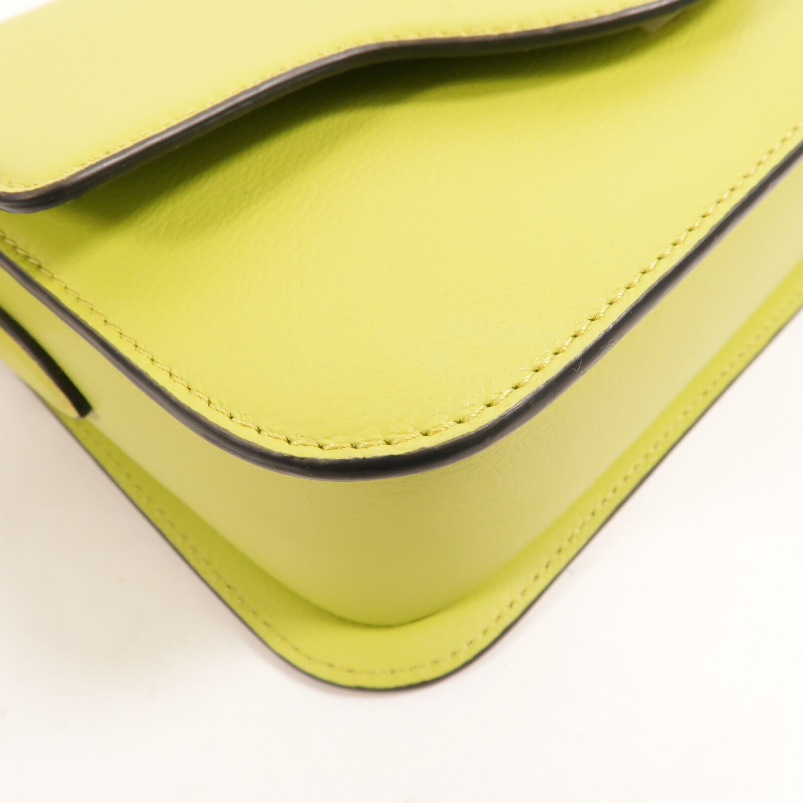 VERSACE 牛皮皮革Shoulder Bag肩背袋