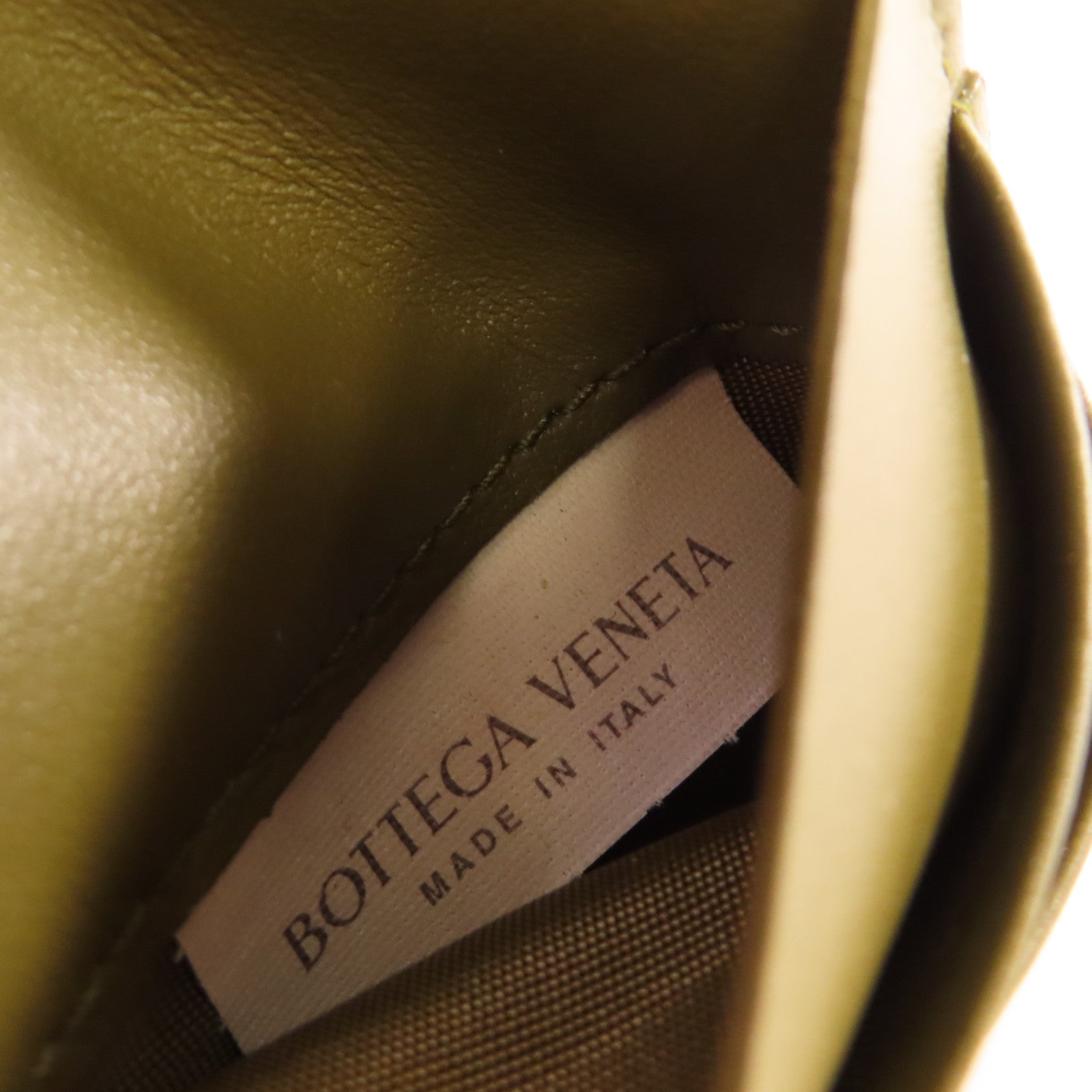 BOTTEGA VENETA 織紋皮革Short Wallet短錢包黑色/軍綠色