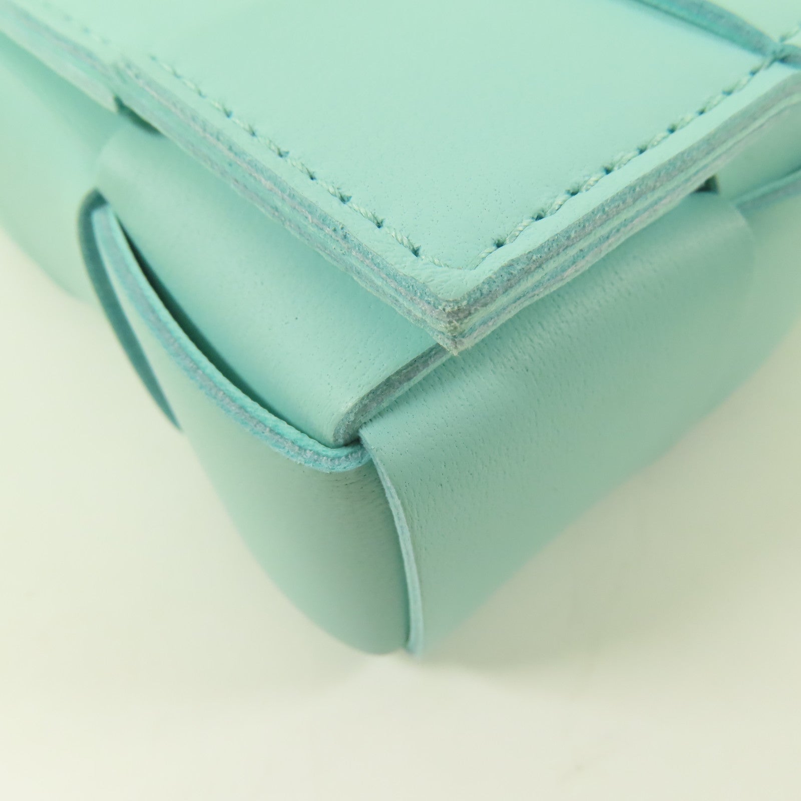 BOTTEGA VENETA 羊皮皮革Cassette Bag肩背袋