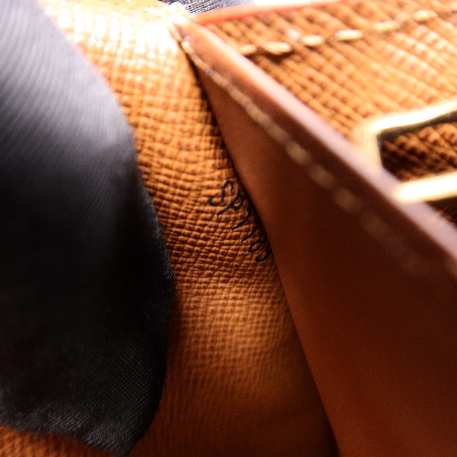 LOUIS VUITTON Monogram S Lock Belt Pouch GM腰包