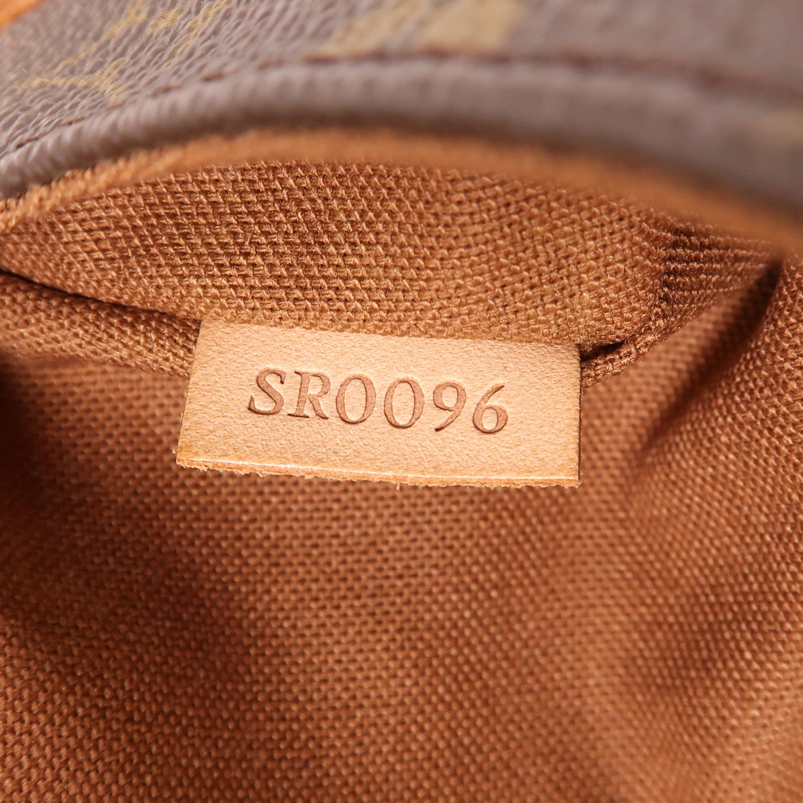 LOUIS VUITTON Monogram Tulum PM金扣肩背袋