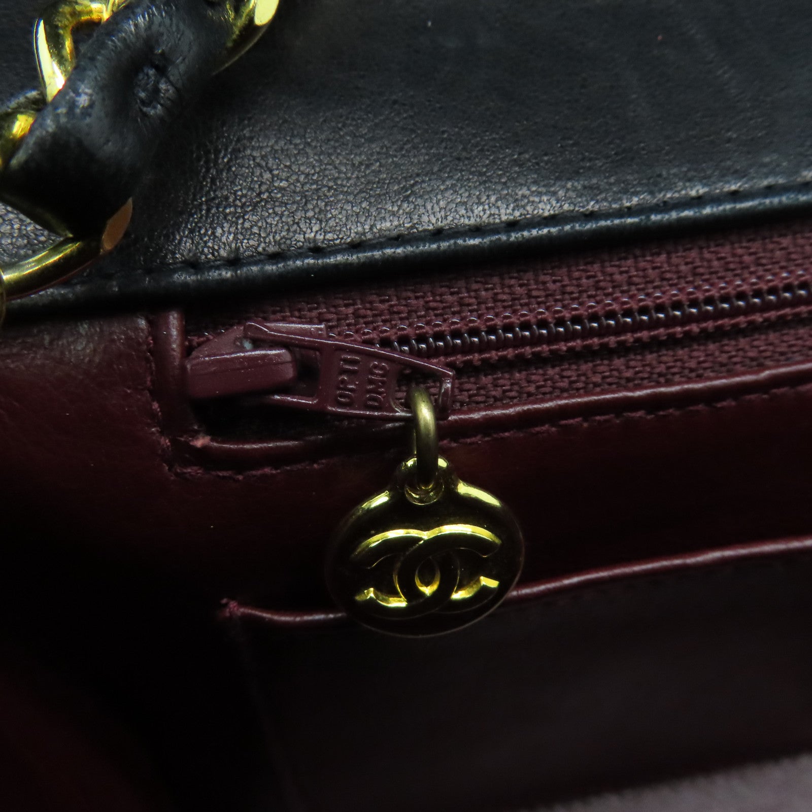 CHANEL 【激減優惠】菱格羊皮皮革Diana Chain Shoulder Bag鏈帶肩背袋黑色
