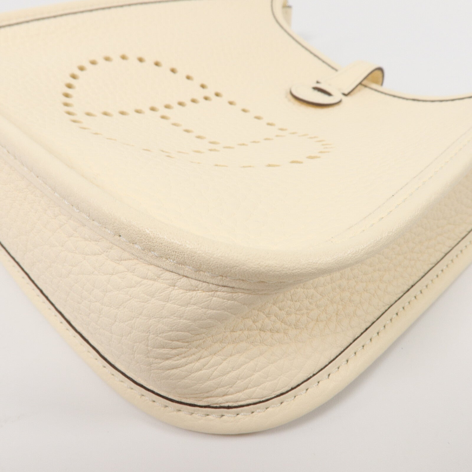 HERMES Clemence皮革Evelyne TPM肩背袋Craie