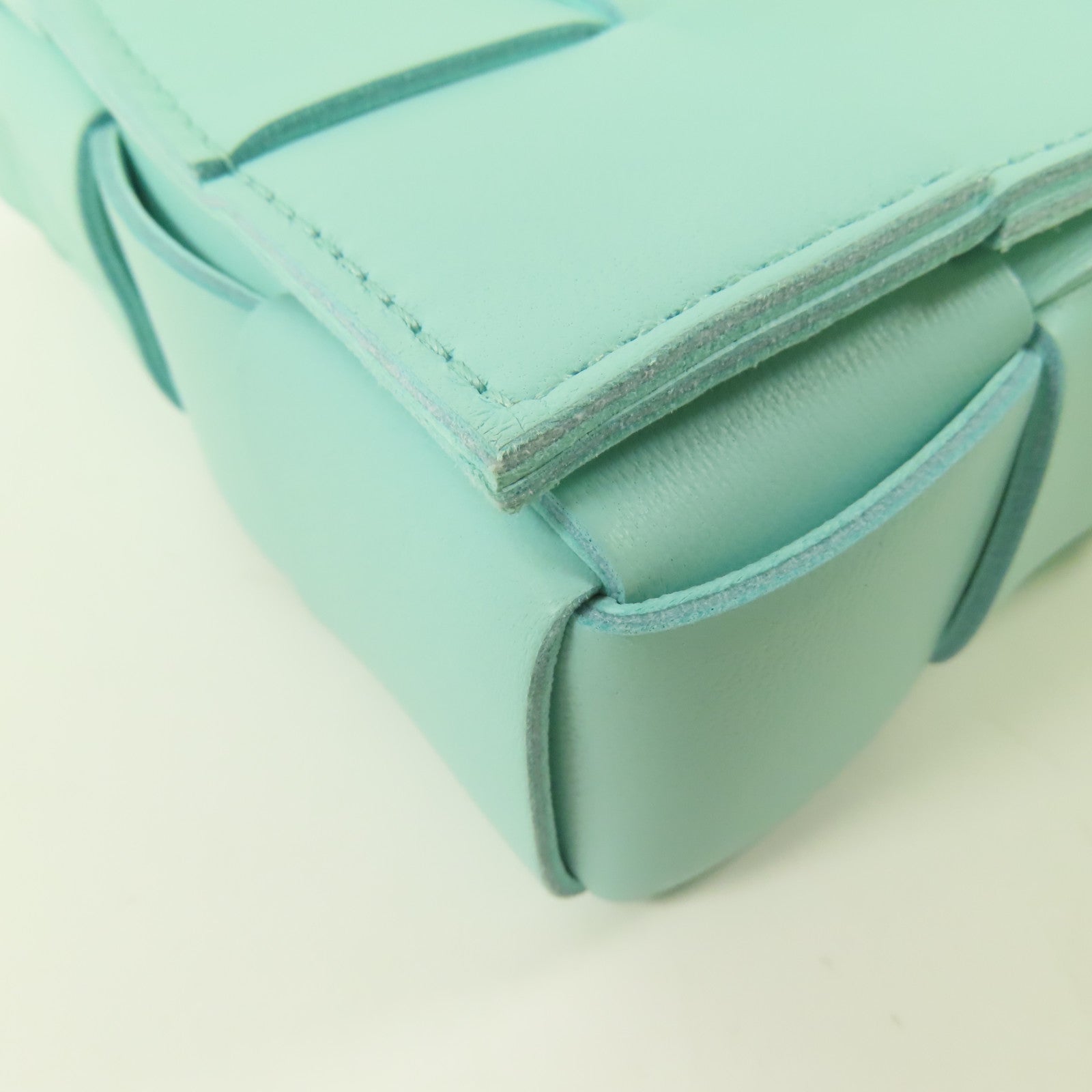 BOTTEGA VENETA 羊皮皮革Cassette Bag肩背袋