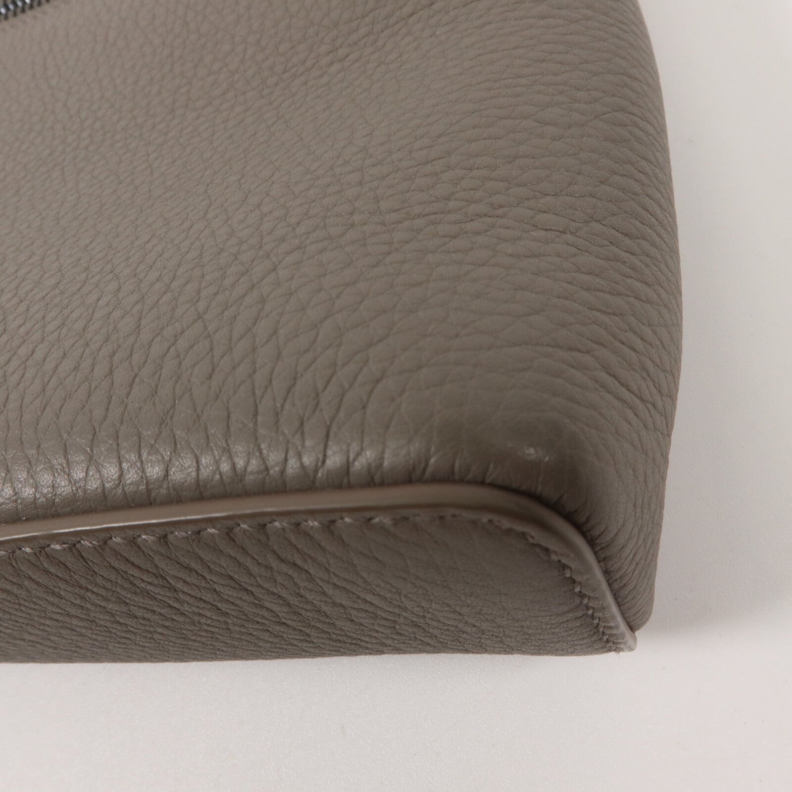 Loro Piana Grained Calfskin Extra Pouch L29手提包