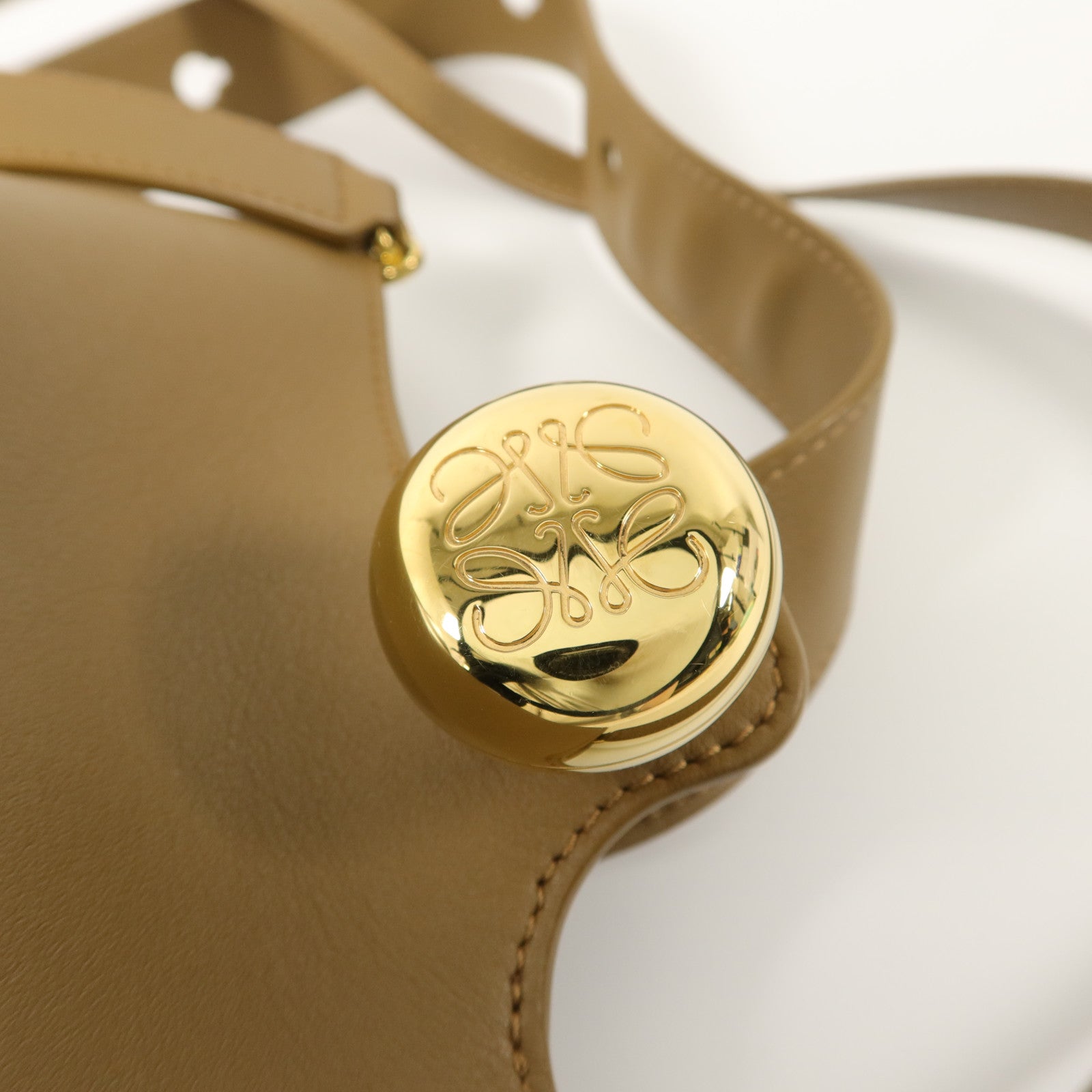 LOEWE 牛皮皮革Pebble Bucket Mini手挽肩背兩用袋