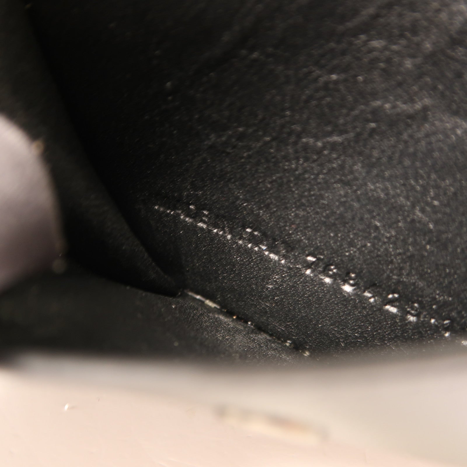 BALENCIAGA 牛皮皮革Le Cagole Bifold Wallet錢包