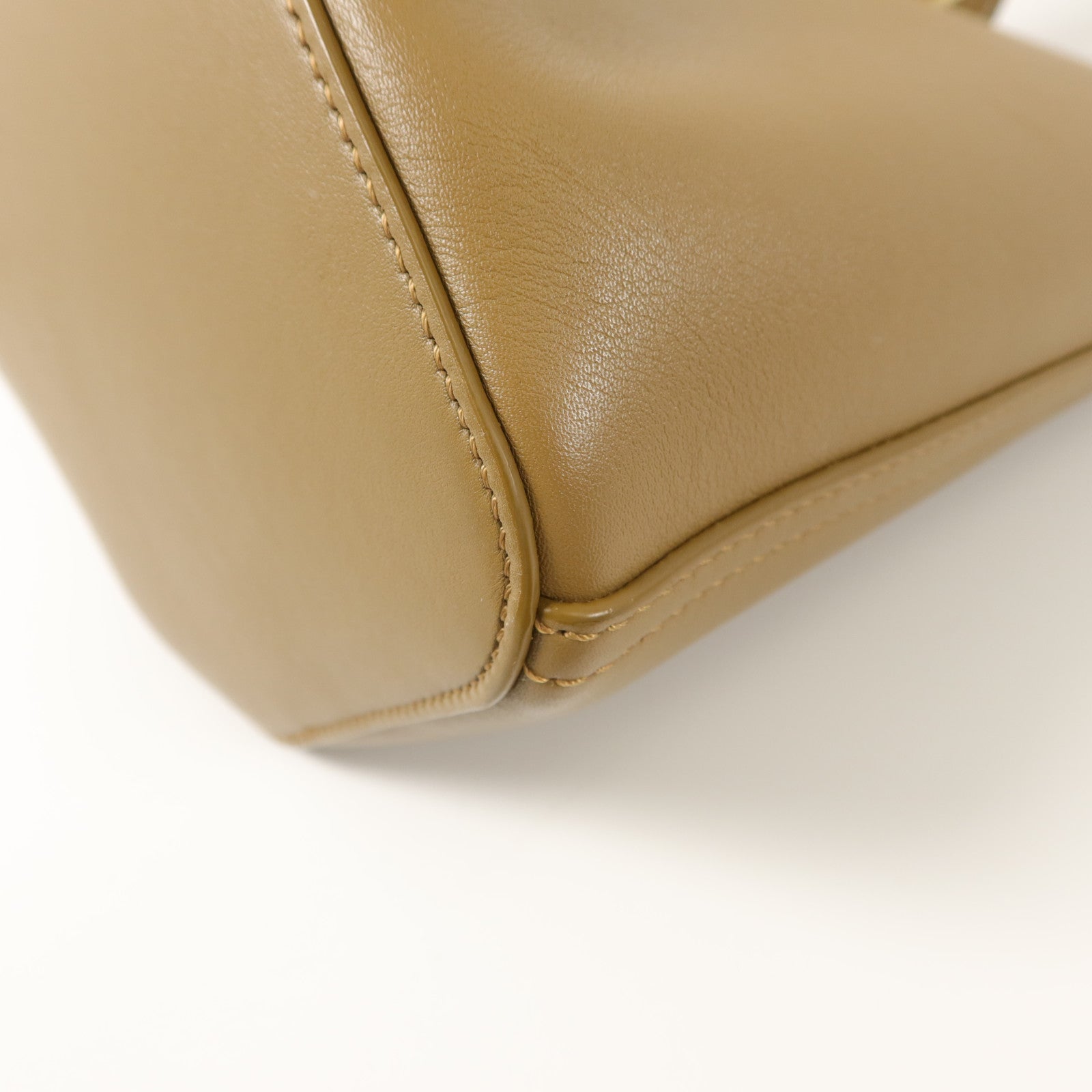 LOEWE 牛皮皮革Pebble Bucket Mini手挽肩背兩用袋