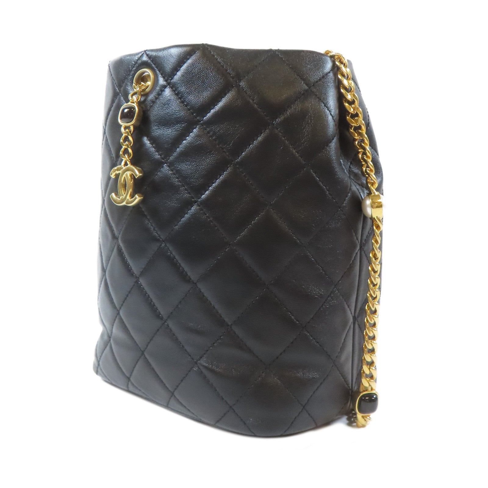 CHANEL 【激減優惠】菱格羊皮皮革Bucket Bag金扣鏈帶肩背袋黑色