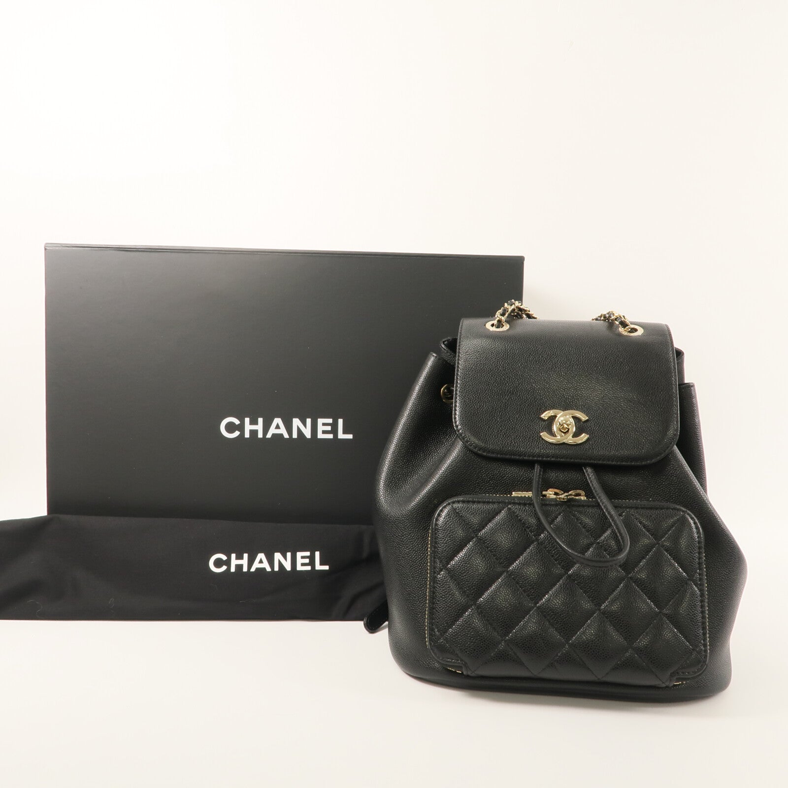 CHANEL 牛皮皮革Business Affinity Backpack鏈帶背包