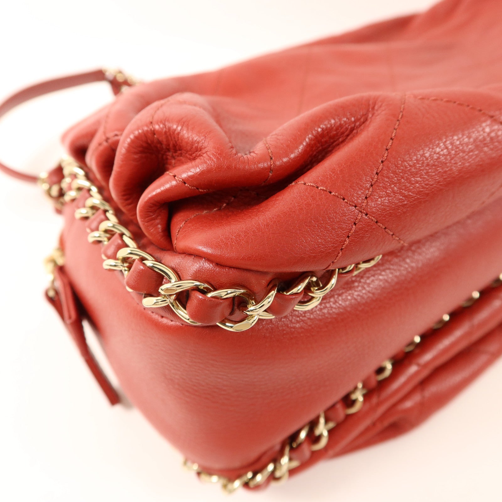 CHANEL 牛皮皮革Chain Shoulder金扣鏈帶肩背袋