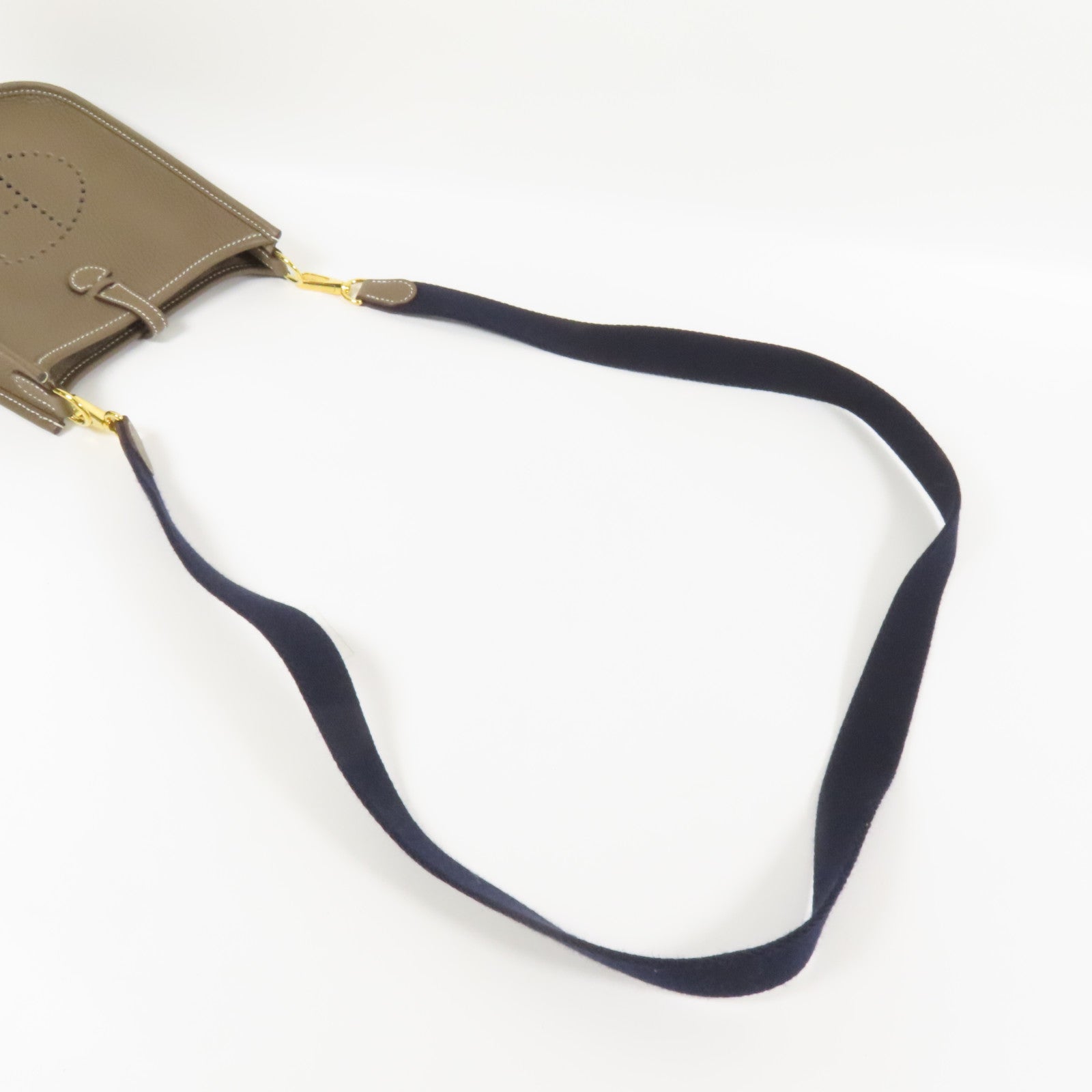 HERMES Clemence皮革Evelyne TPM金扣肩背袋Etoupe