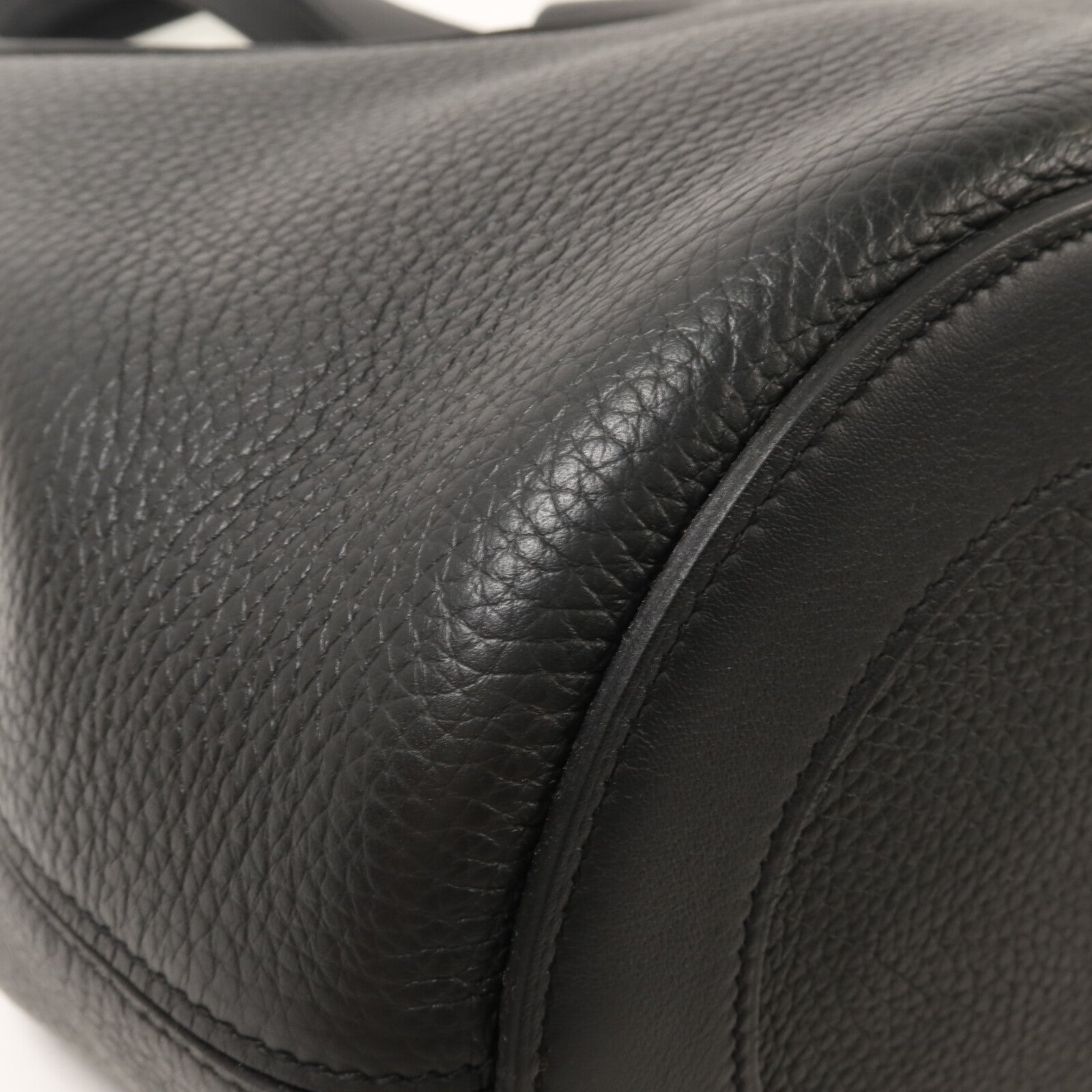 HERMES Clemence皮革In The Loop 23手挽袋Noir
