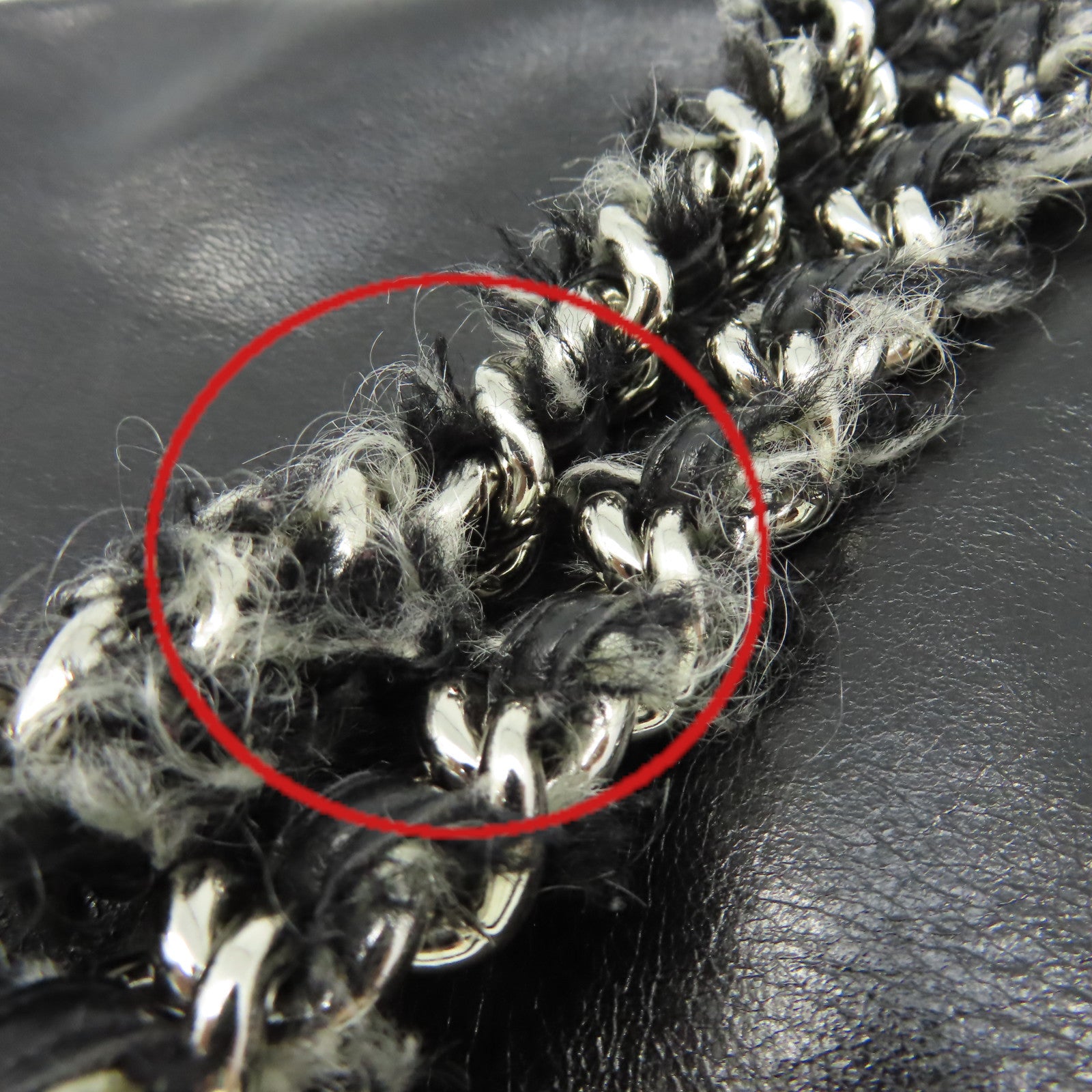 CHANEL 牛皮皮革Chain Shoulder Bag銀扣鏈帶肩背袋黑色