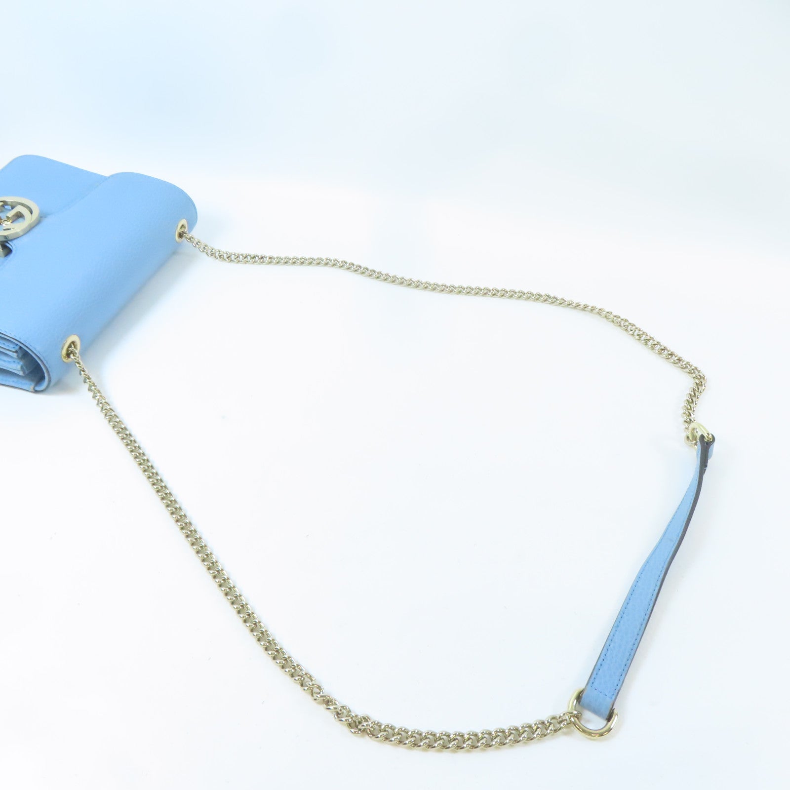 GUCCI 牛皮皮革GG Interlocking Chain Shoulder金扣鏈帶肩背袋淺藍色