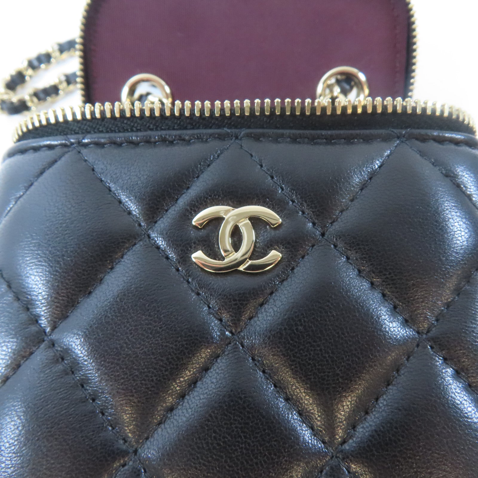 CHANEL 【激減優惠】菱格羊皮皮革Vanity Case金扣鏈帶肩背袋黑色