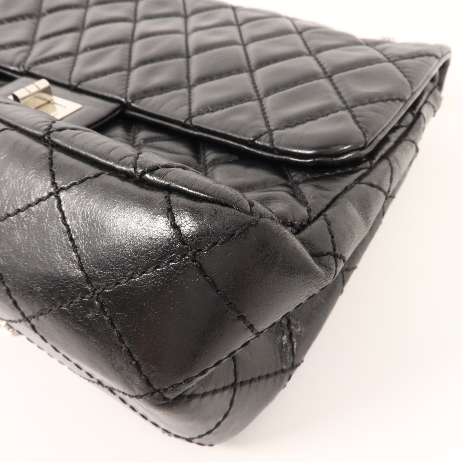 CHANEL 牛皮皮革2.55鏈帶肩背袋