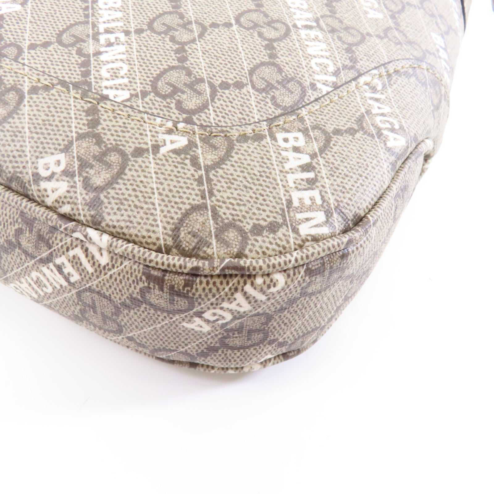 GUCCI 【激減優惠】塗層帆布Gucci X Balenciaga Shoulder Bag金扣肩背袋灰色/棕色
