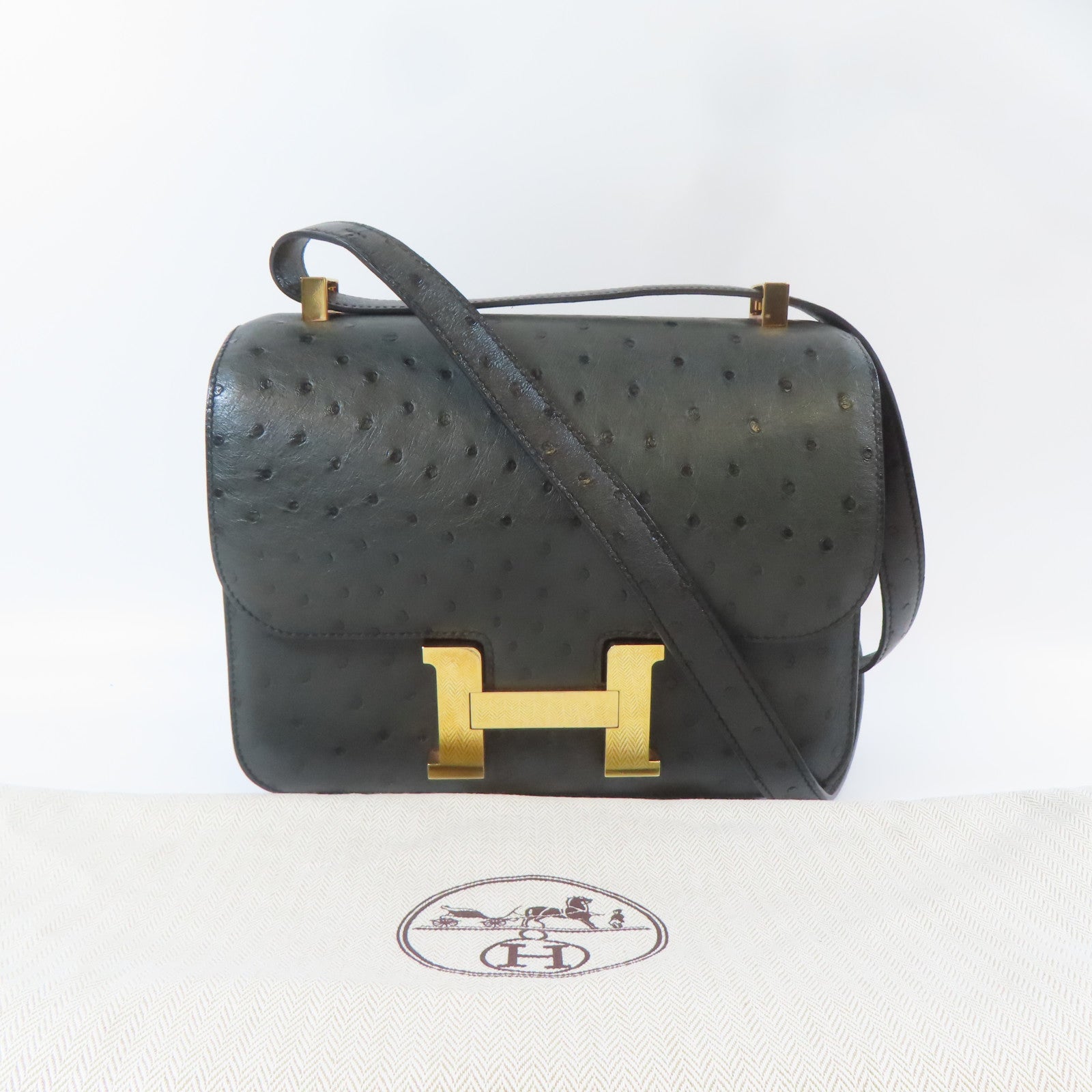 HERMES 【Hermes Fair】鴕鳥皮革Constance 24金扣肩背袋深綠色