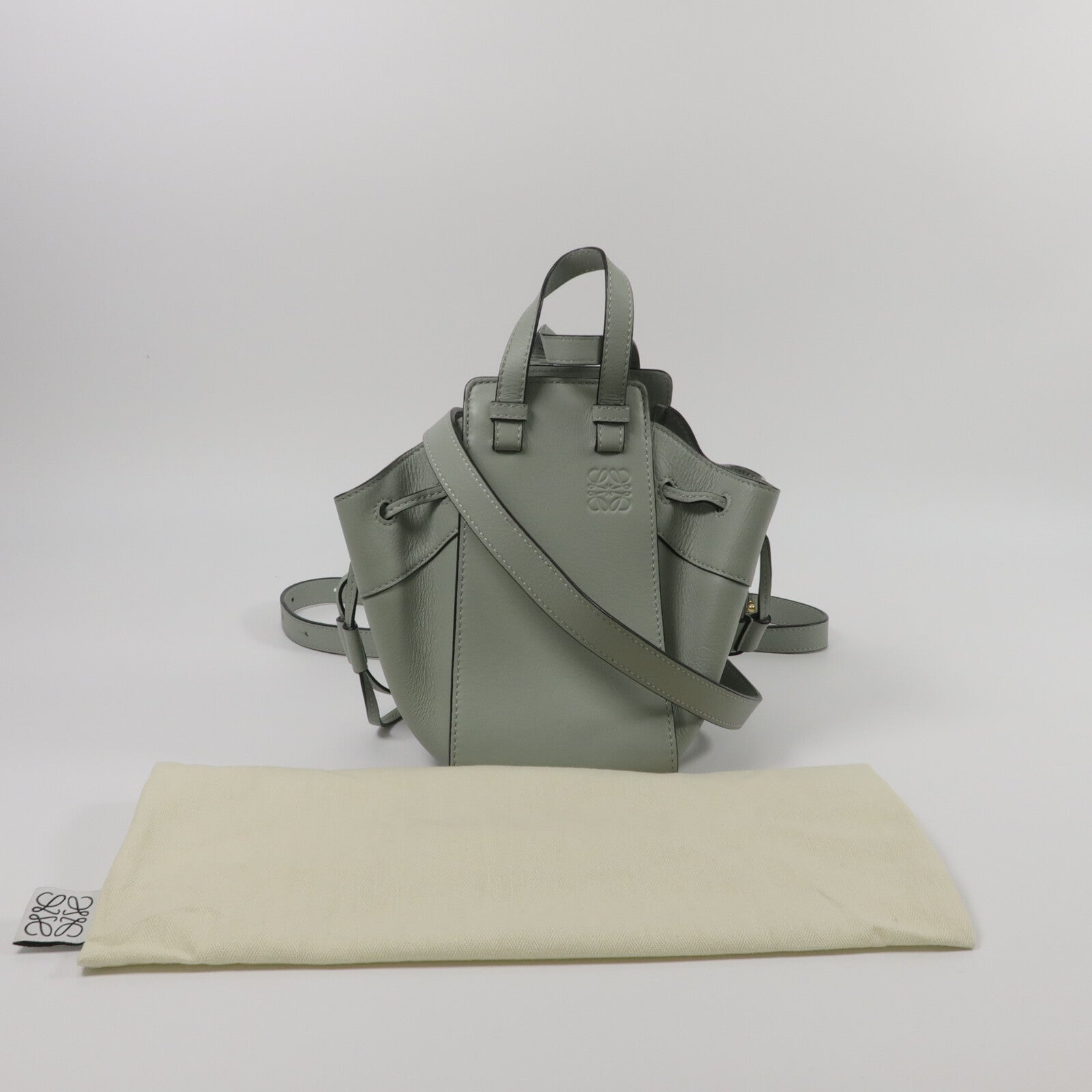 LOEWE 牛皮皮革Hammock Mini手挽肩背兩用袋