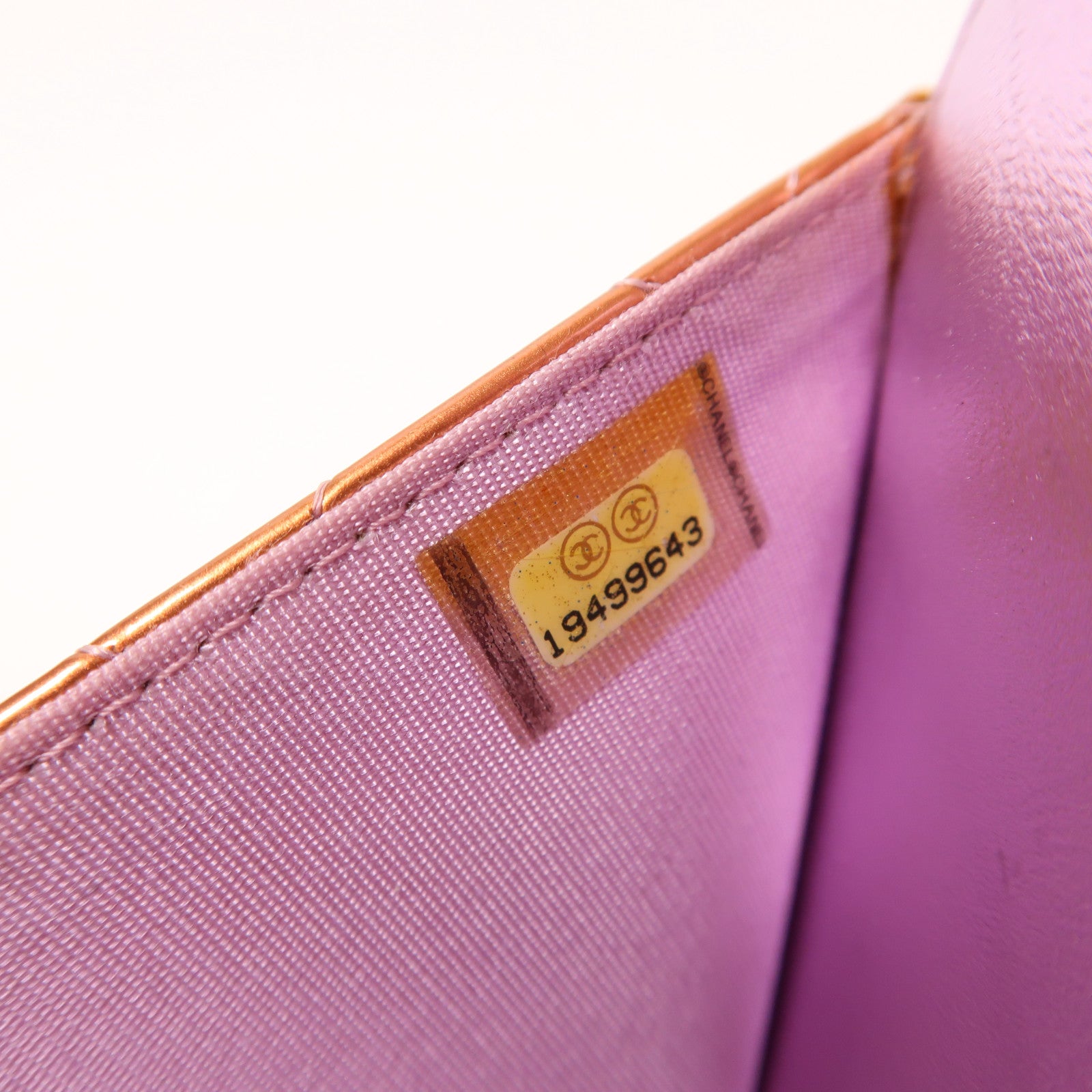 CHANEL 漆皮皮革Boy Chanel鏈帶肩背袋