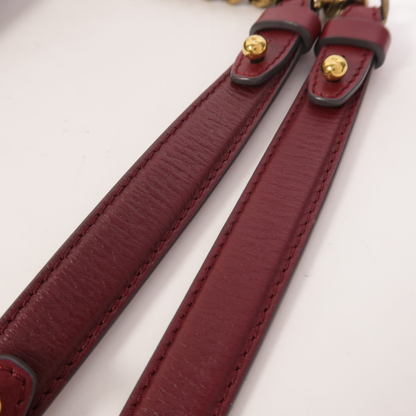 CHANEL 牛皮皮革Chain Shoulder金扣鏈帶肩背袋