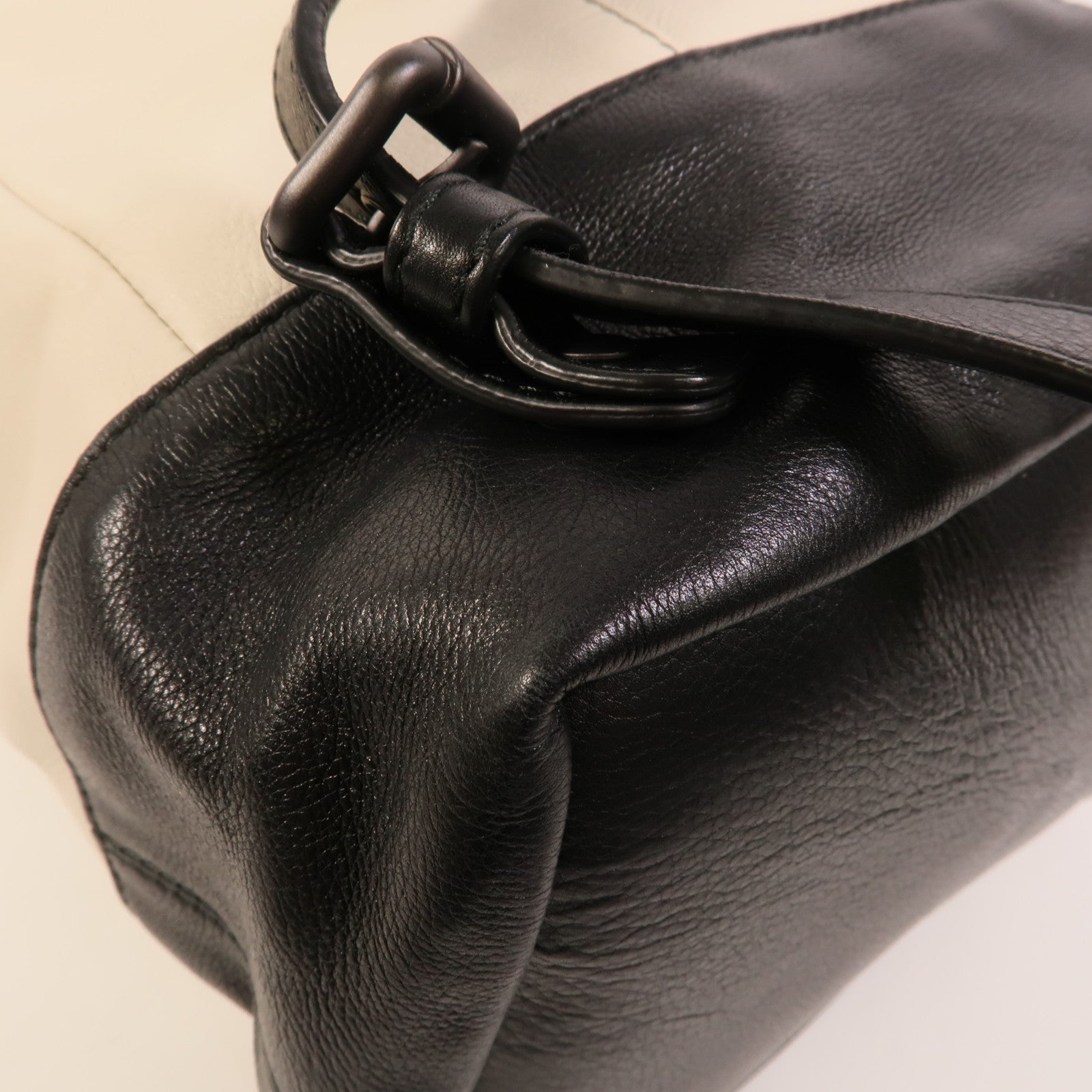 BOTTEGA VENETA 牛皮皮革Backpack背包