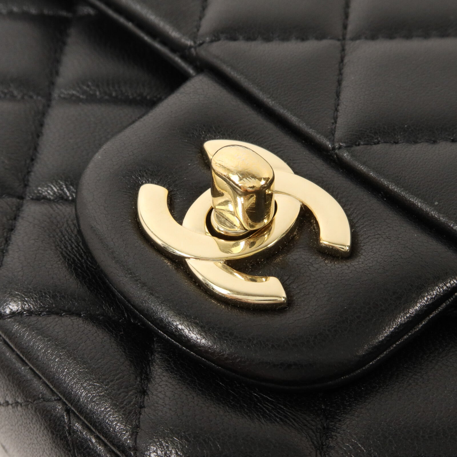 CHANEL 羊皮皮革Classic 20鏈帶肩背袋