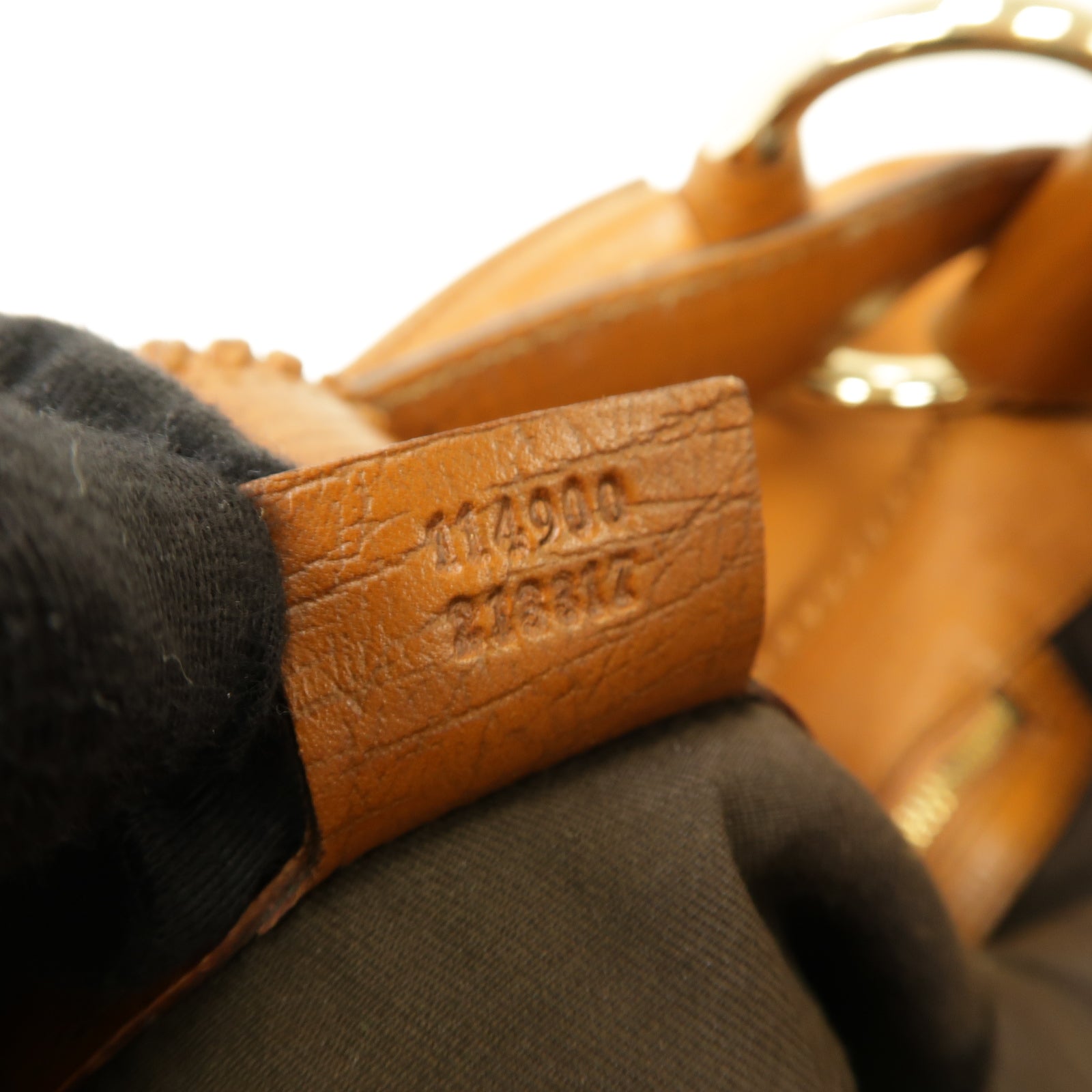 GUCCI 牛皮皮革Shoulder Bag銀扣肩背袋啡色
