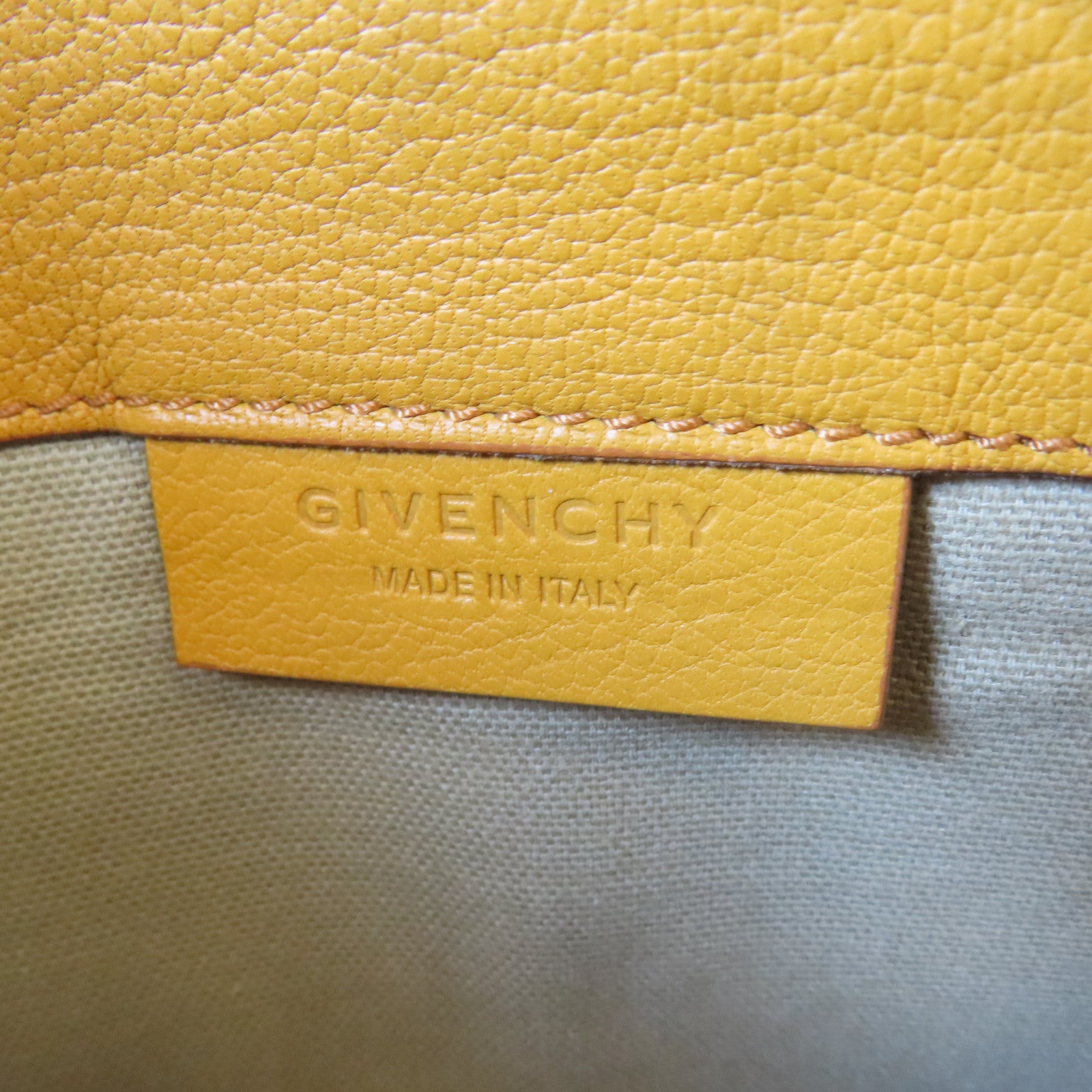 GIVENCHY 【激減優惠】牛皮皮革Cluth Bag銀扣手拿包橙色