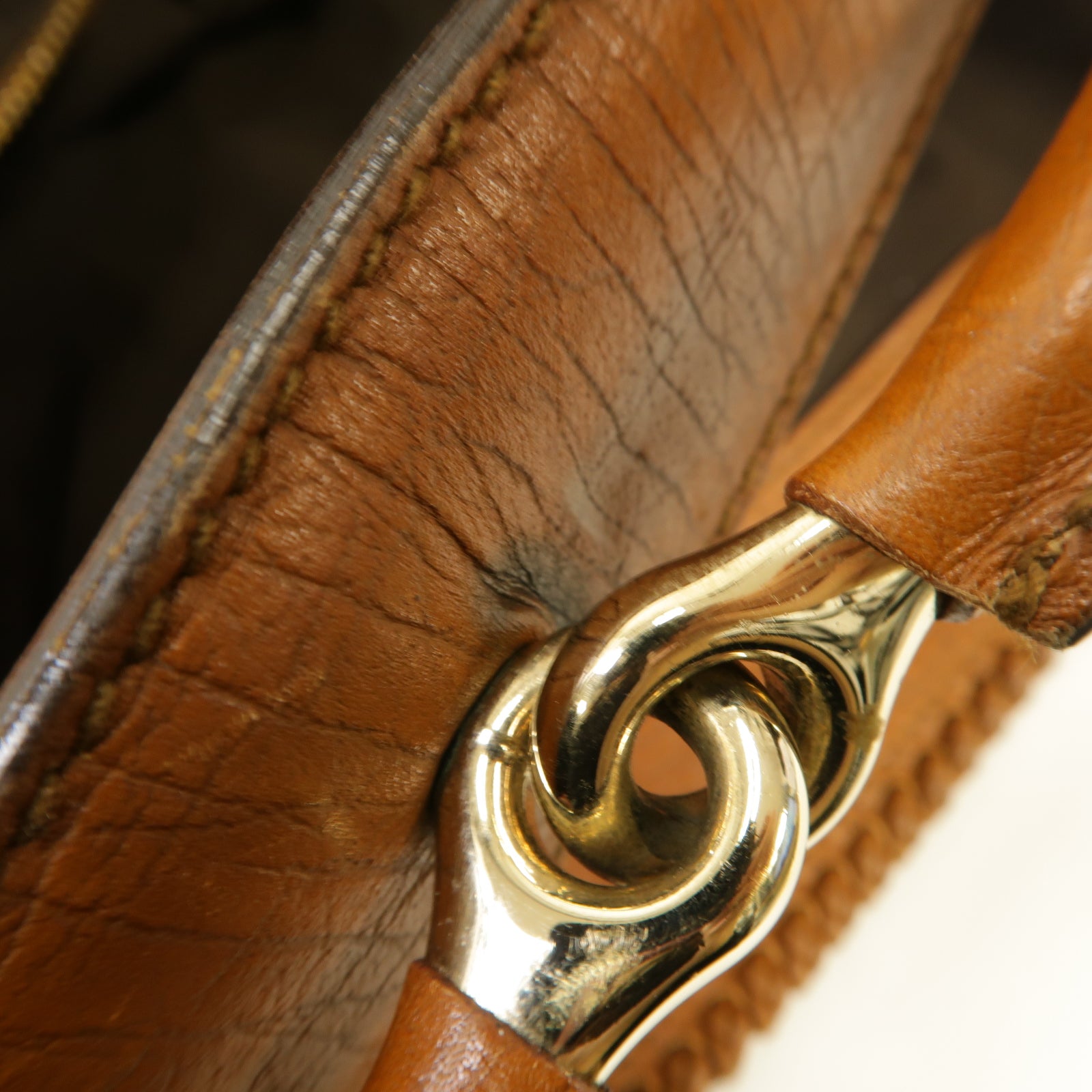 GUCCI 牛皮皮革Shoulder Bag銀扣肩背袋啡色