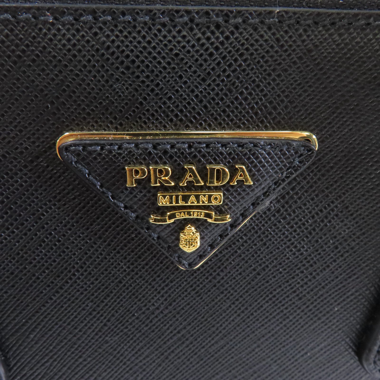 PRADA Saffiano皮革2way Shoulder Bag金扣手挽肩背兩用袋黑色