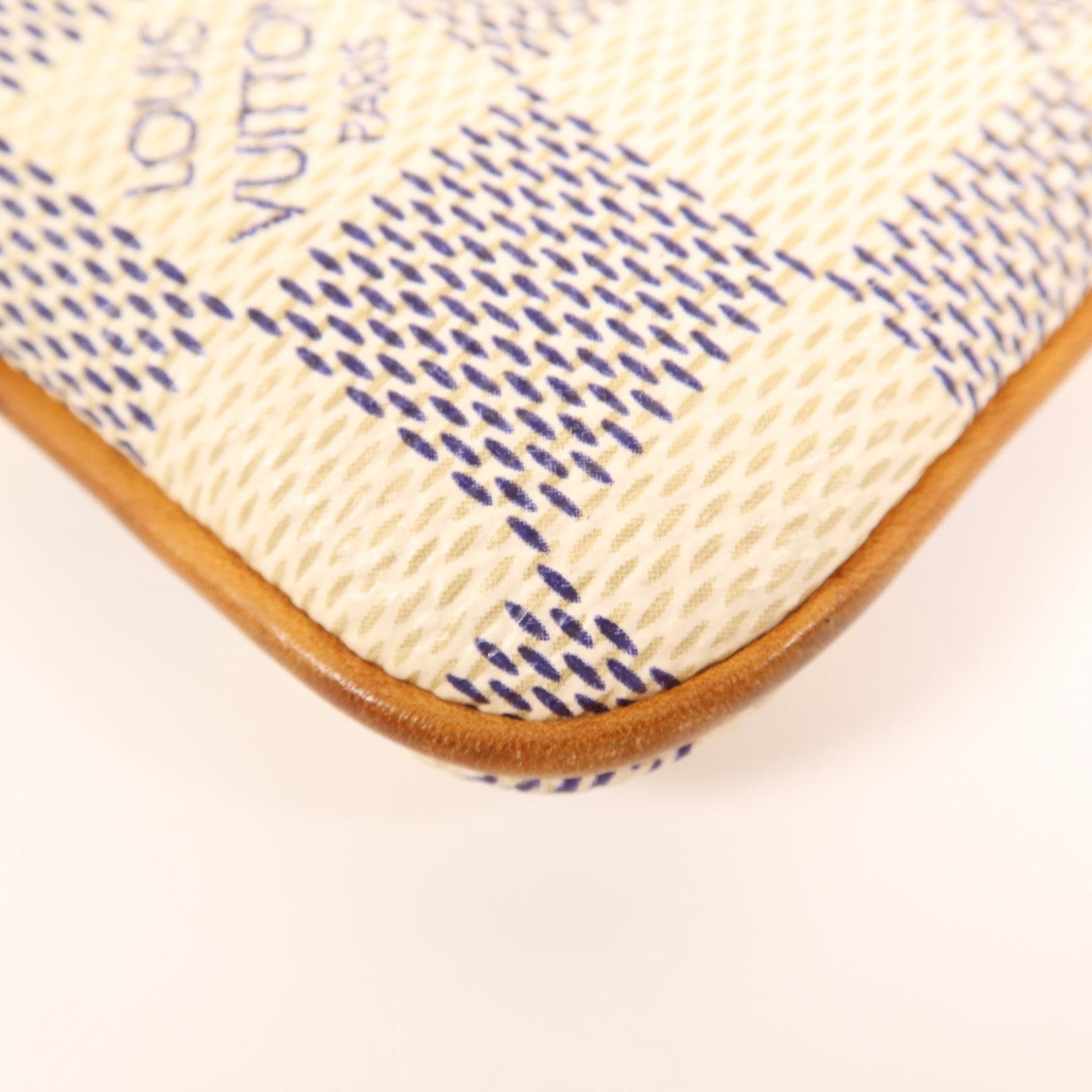 LOUIS VUITTON Damier Azur Pochette Mira金扣手拿包