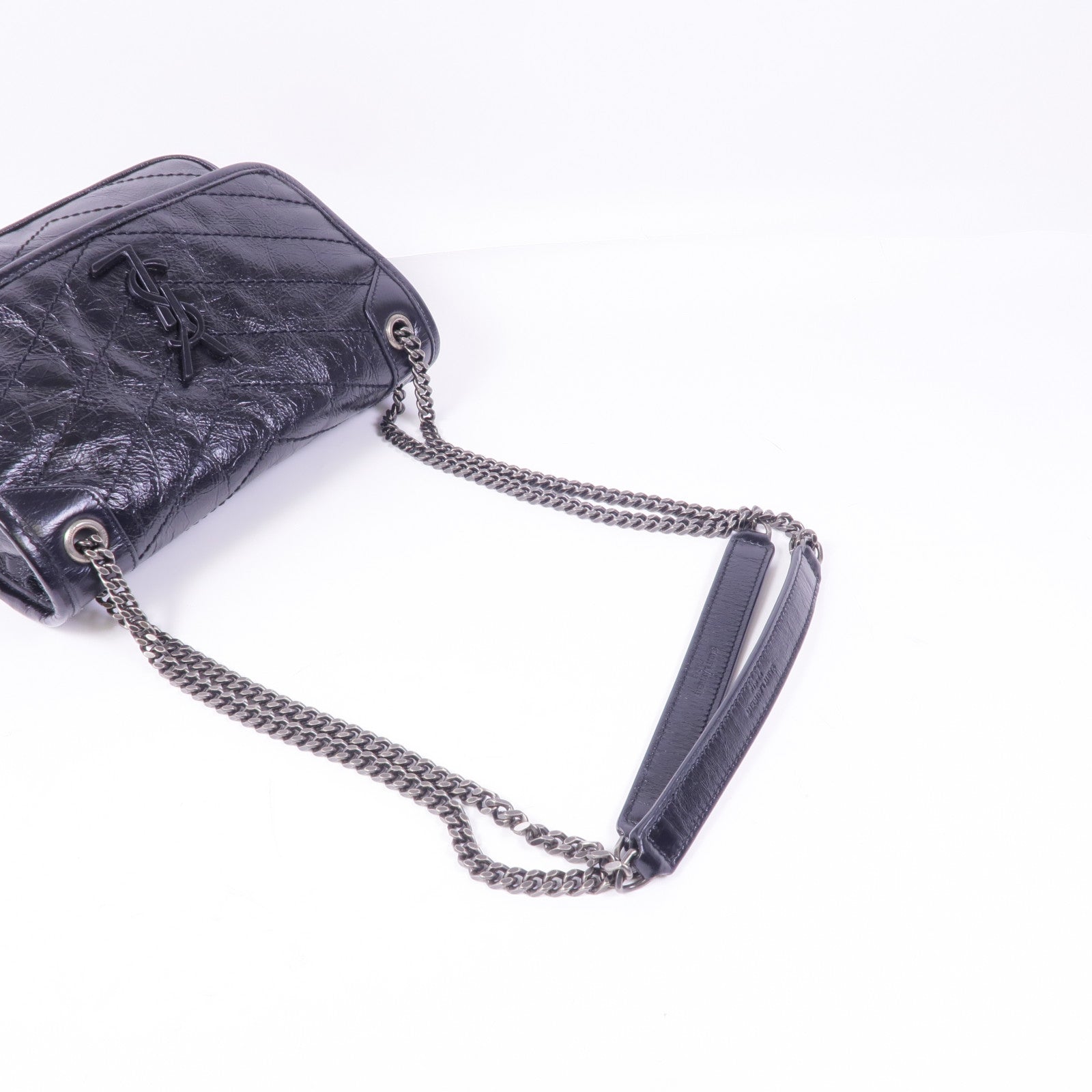 YVES SAINT LAURENT 牛皮皮革Niki Baby銀扣鏈帶肩背袋