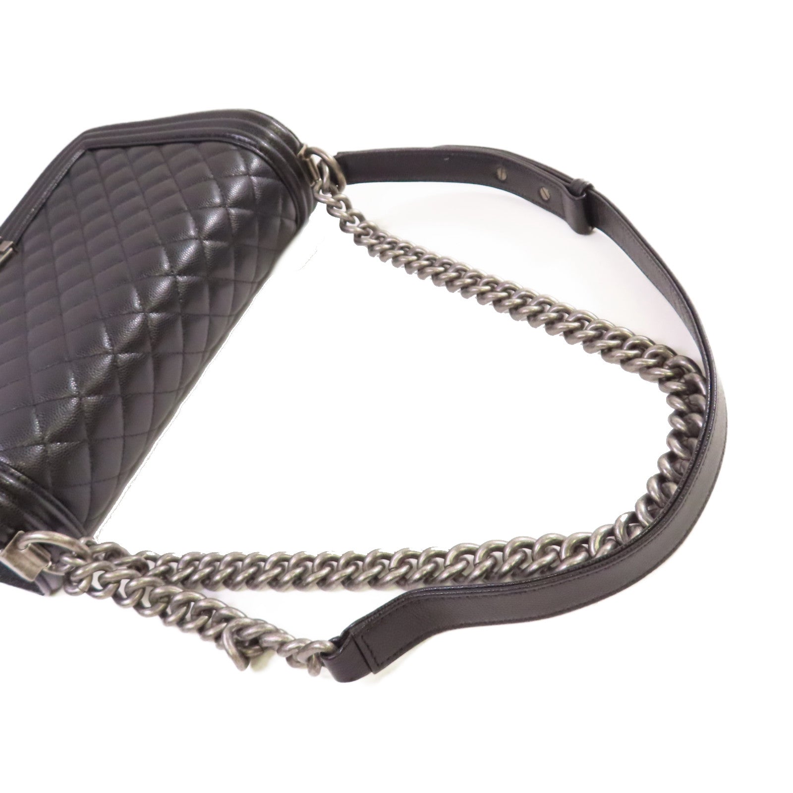CHANEL 菱格Caviar皮革Boy Chanel Chain Shoulder Bag銀扣鏈帶肩背袋黑色