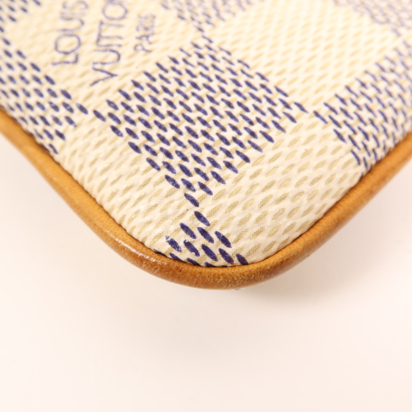 LOUIS VUITTON Damier Azur Pochette Mira金扣手拿包
