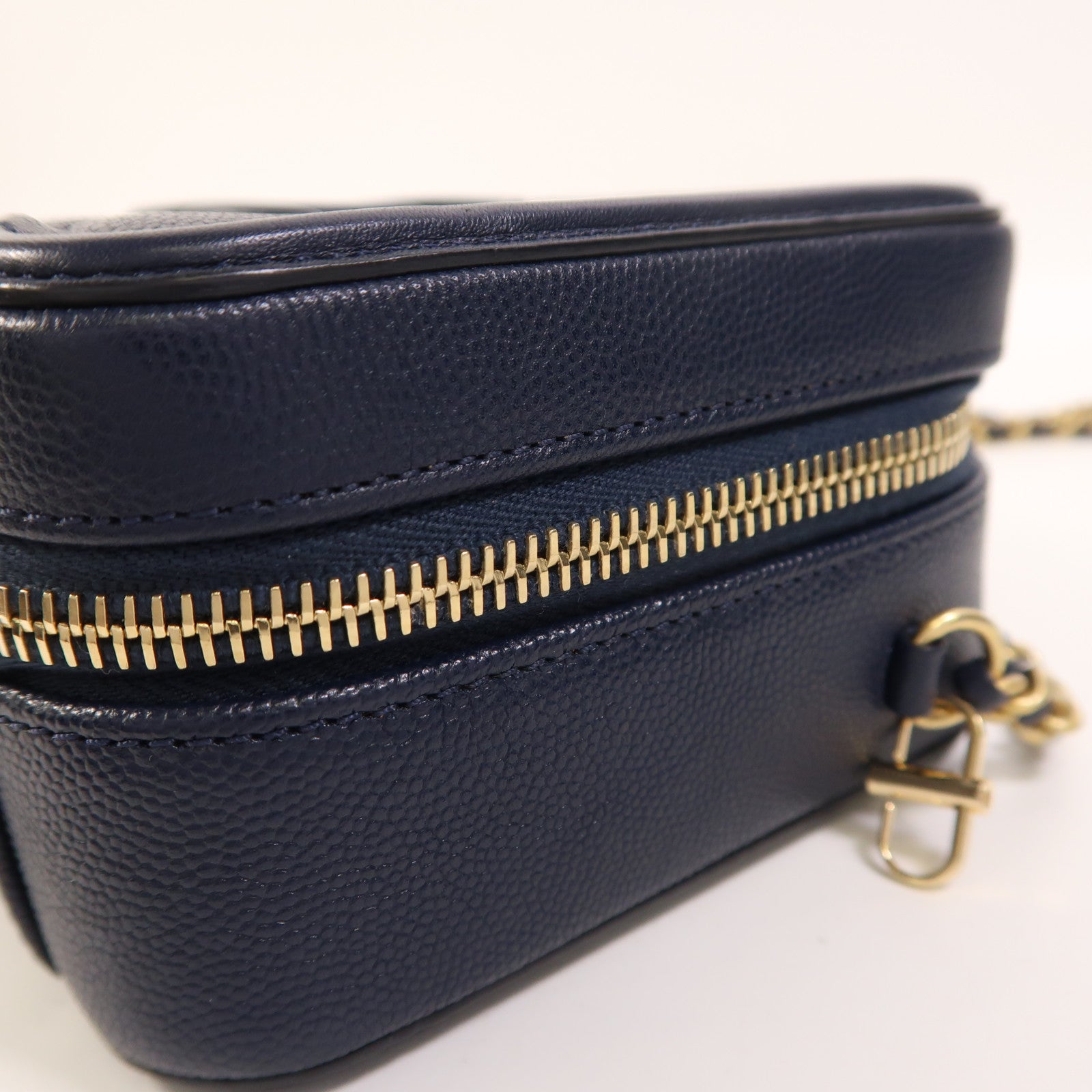 CHANEL 牛皮皮革Vanity Case金扣鏈帶手挽肩背兩用袋