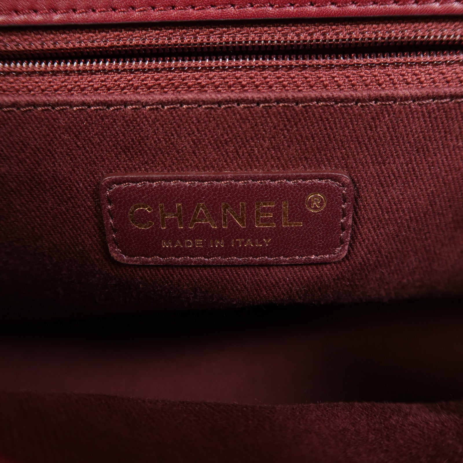 CHANEL 牛皮皮革Chain Shoulder金扣鏈帶肩背袋