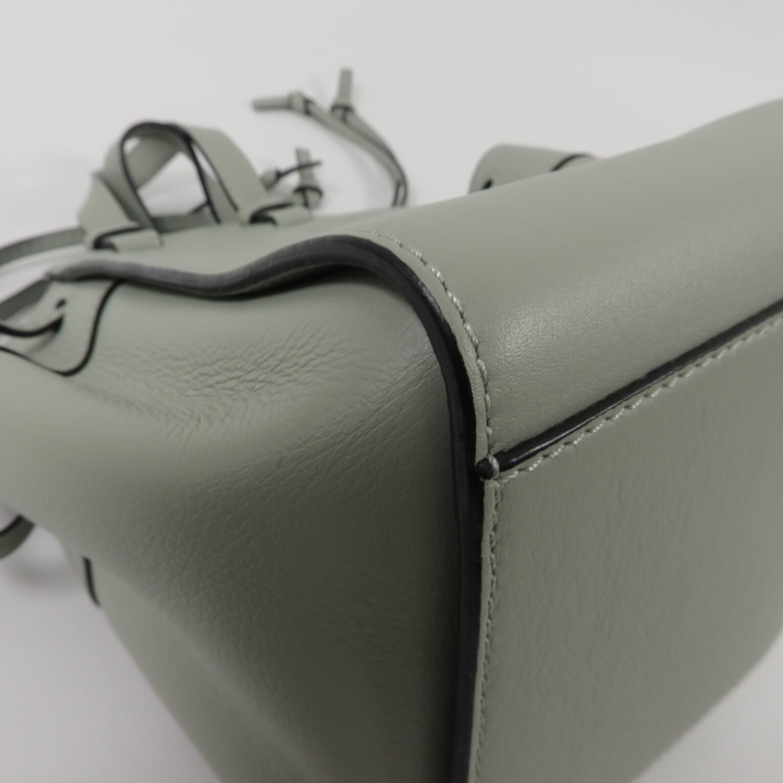 LOEWE 牛皮皮革Hammock Mini手挽肩背兩用袋
