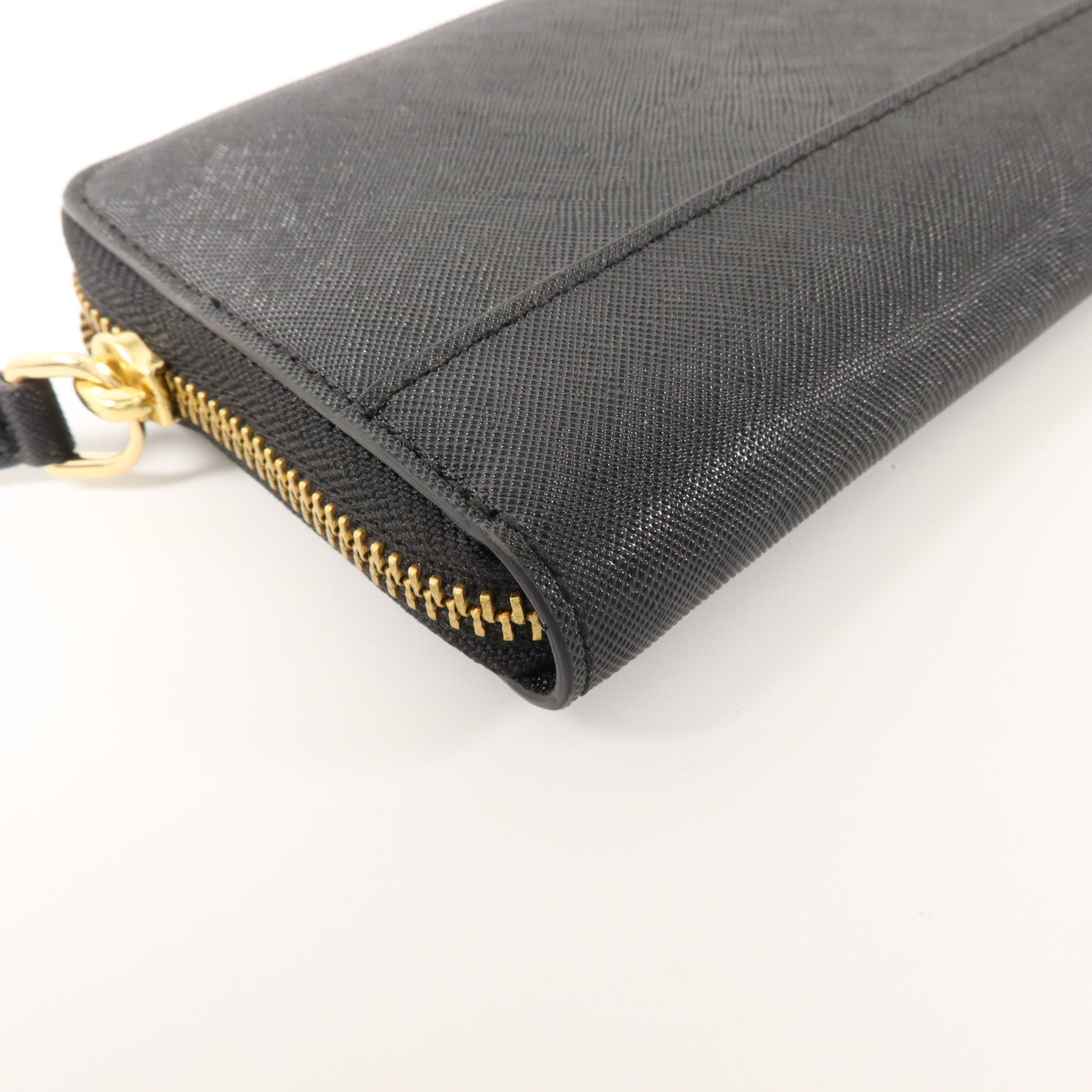 MARC JACOBS Saffiano皮革Long Round Wallet長錢包