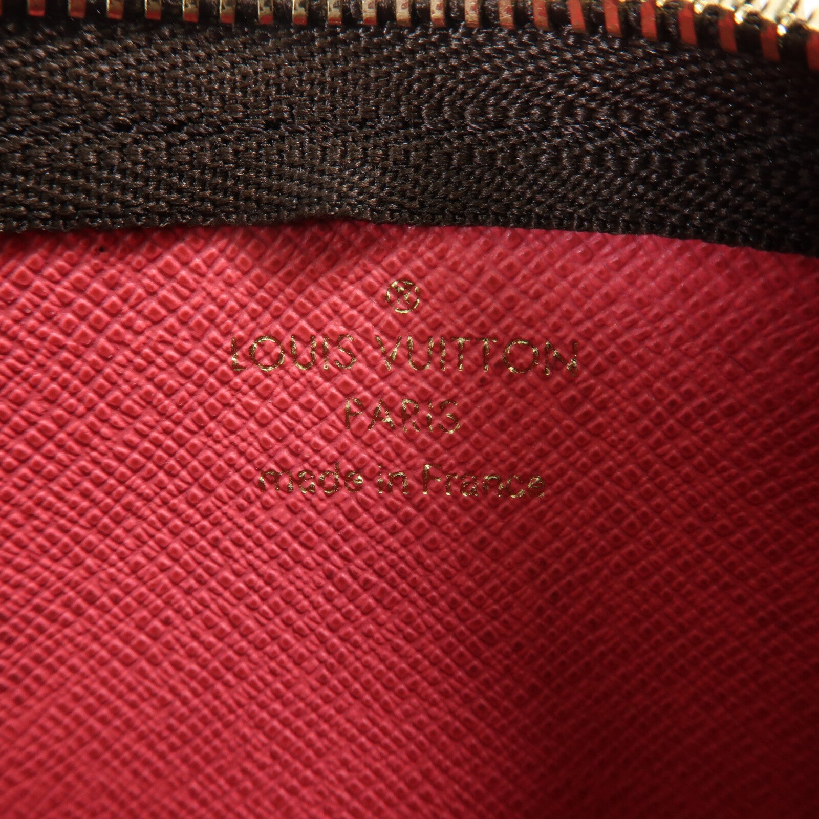 LOUIS VUITTON Monogram Key Pouch金扣零錢包